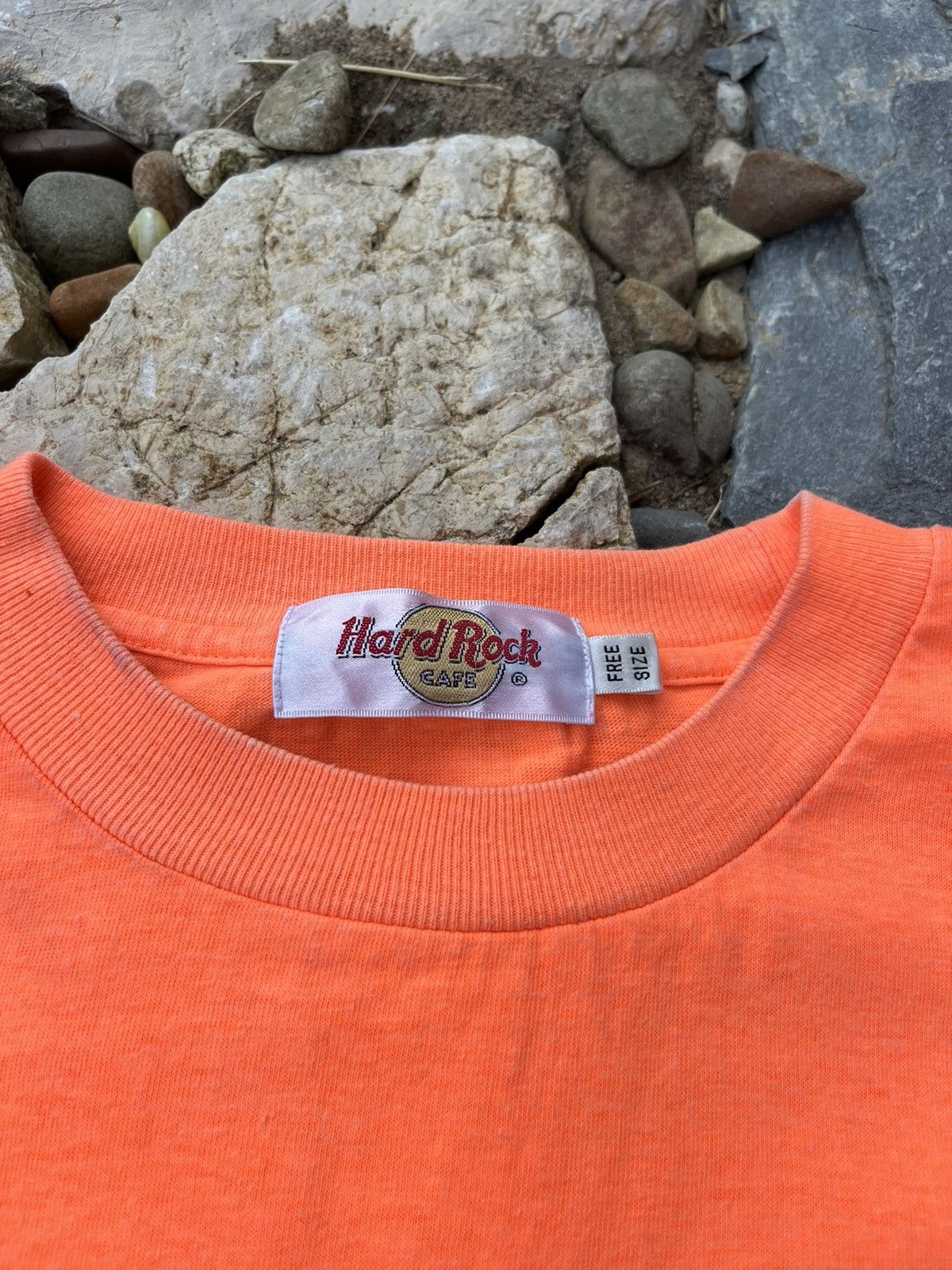 Hard Rock Cafe Vintage Hard Rock Cafe Bangkok neon y2k save the planet tee Size US L / EU 52-54 / 3 - 10 Thumbnail