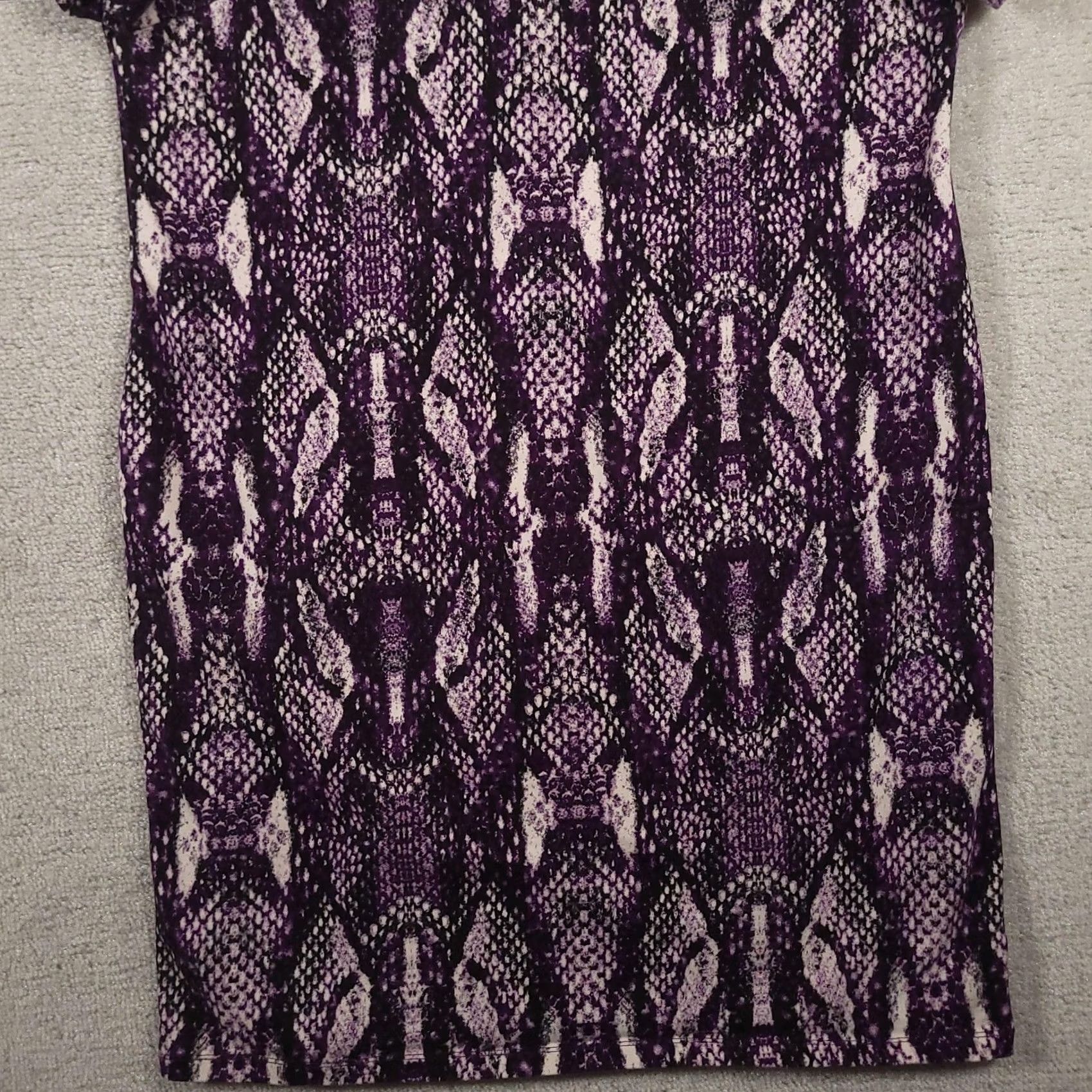 Vintage Women with Control Dress Womens XL Purple Snake Print Short Sleeve Stretch Knit Size 40" / US 18 - 4 Thumbnail