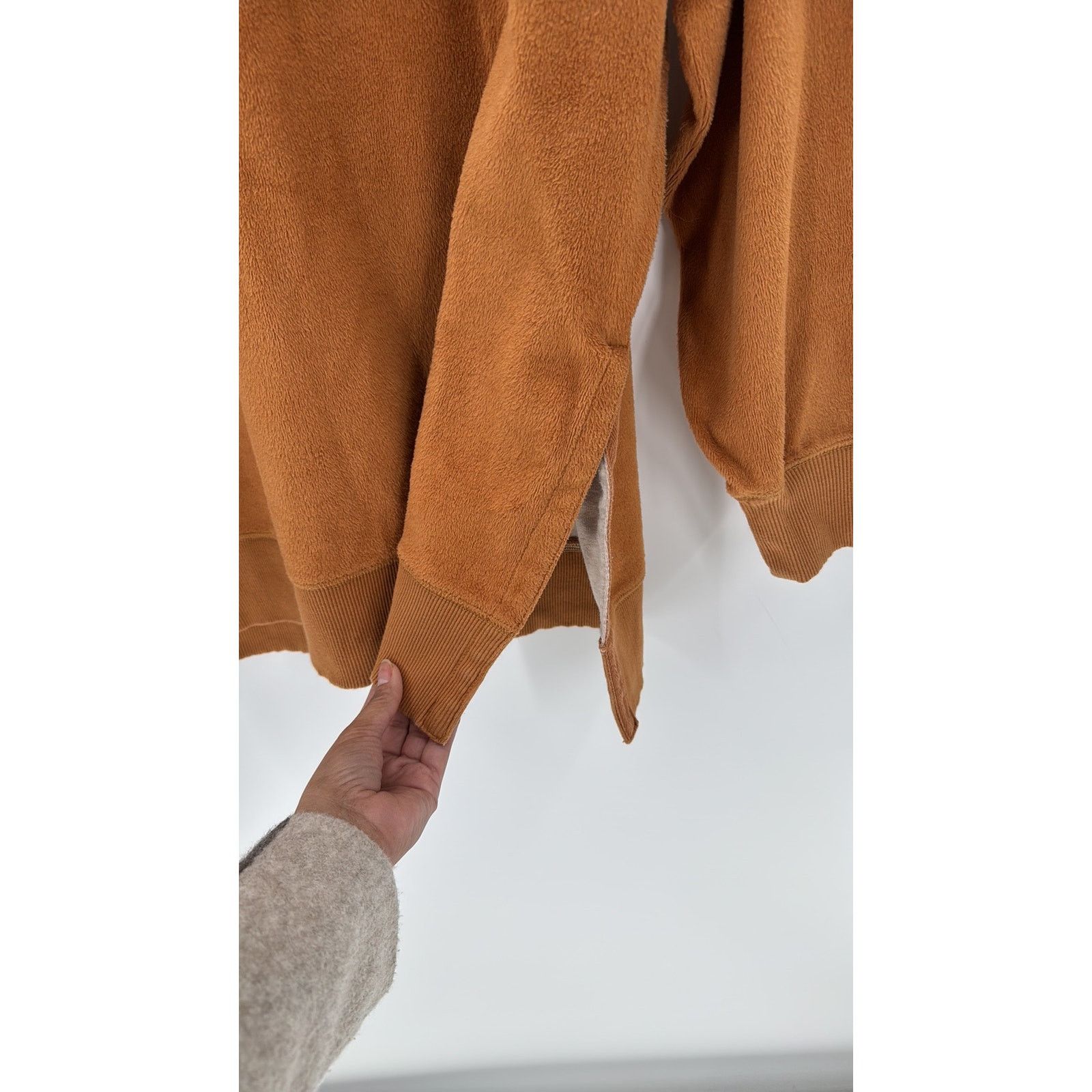 Other Aerie Fleece Sweater sz S Side Slits Burnt Orange oversized Size S / US 4 / IT 40 - 5 Thumbnail