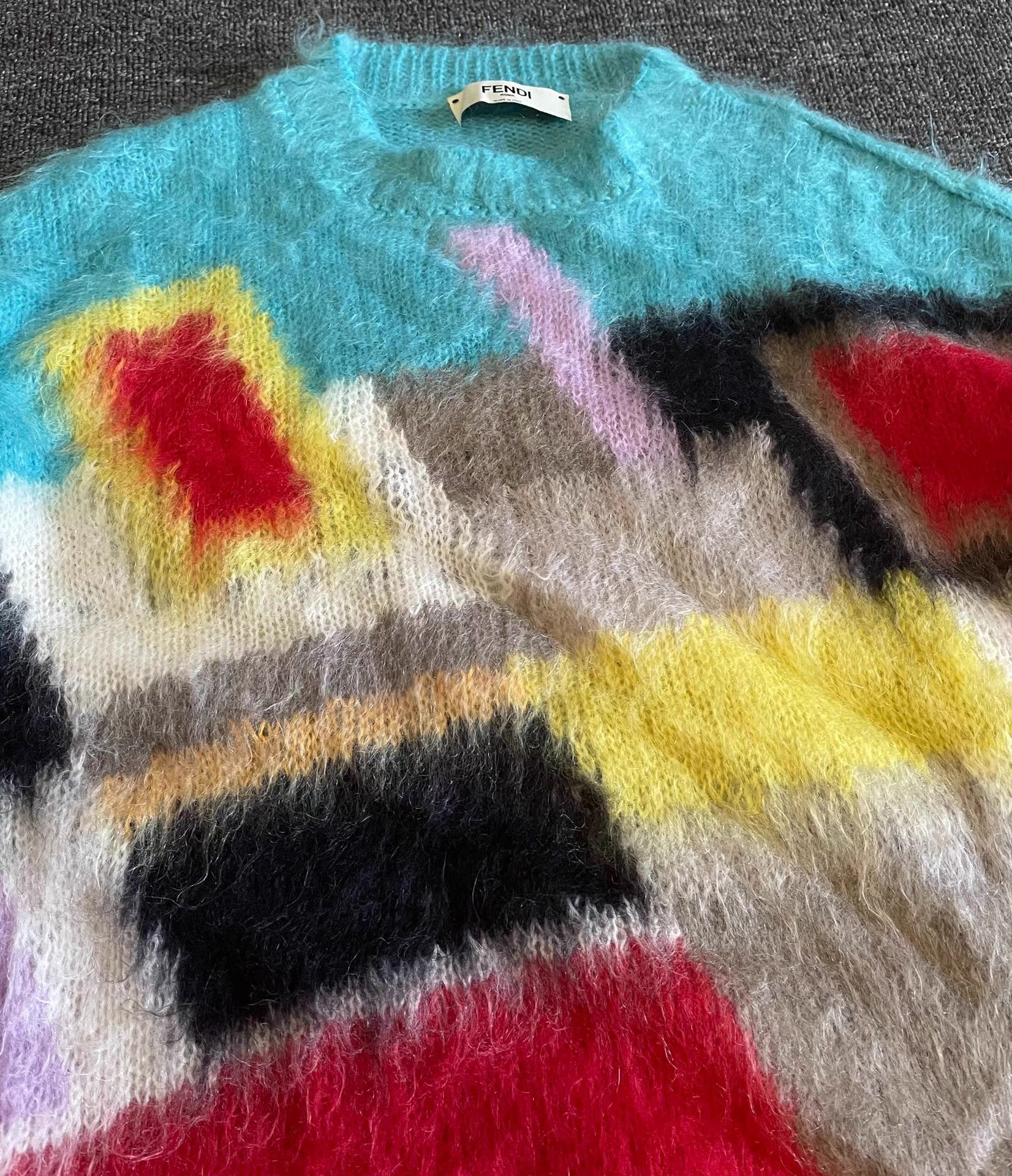 Fendi Fendi women's mohair sweater, Q4 Size US M / EU 48-50 / 2 - 2 Thumbnail