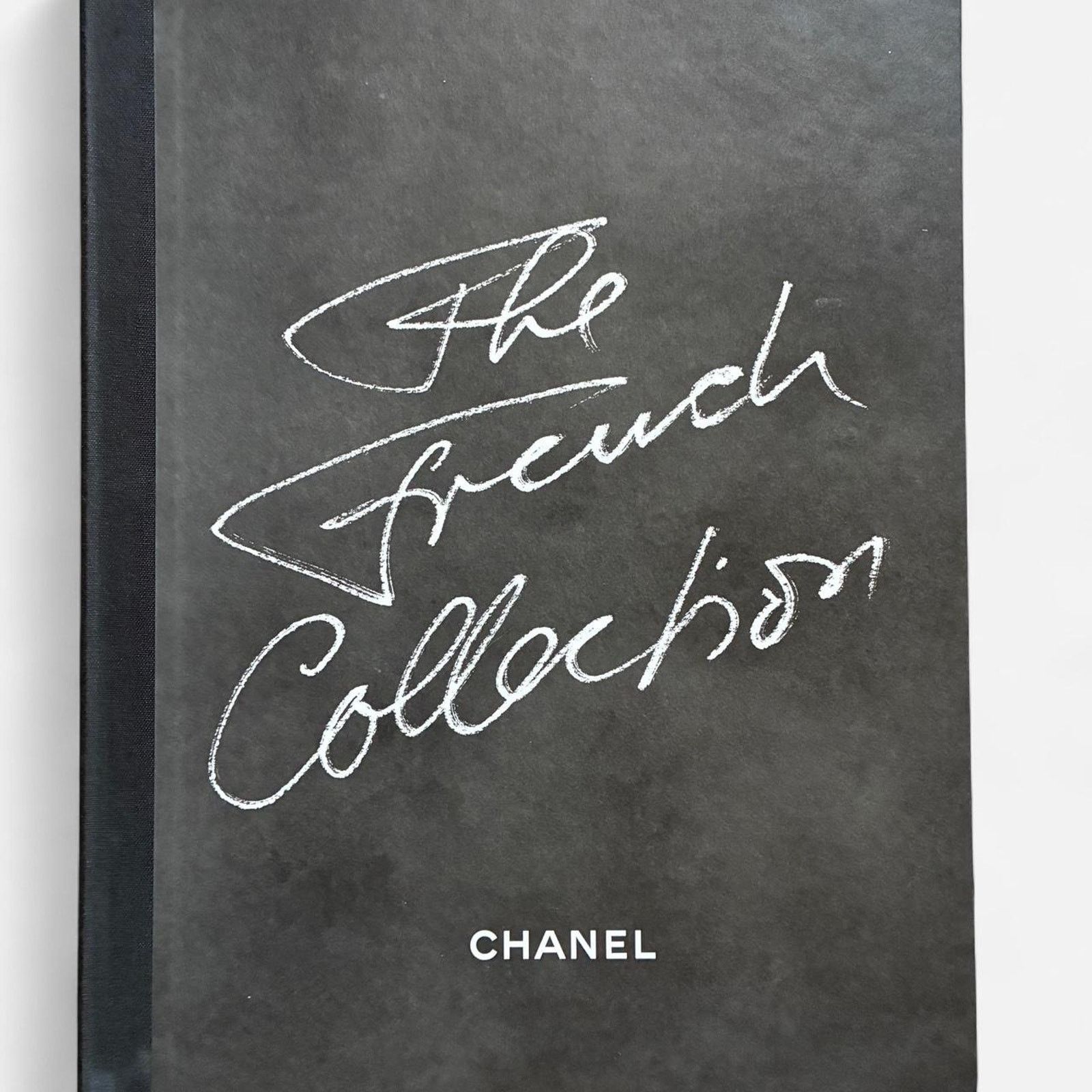 Chanel Chanel F/W 2015/16 look book catalog BY KARL LAGERFELD Size ONE SIZE - 1 Thumbnail