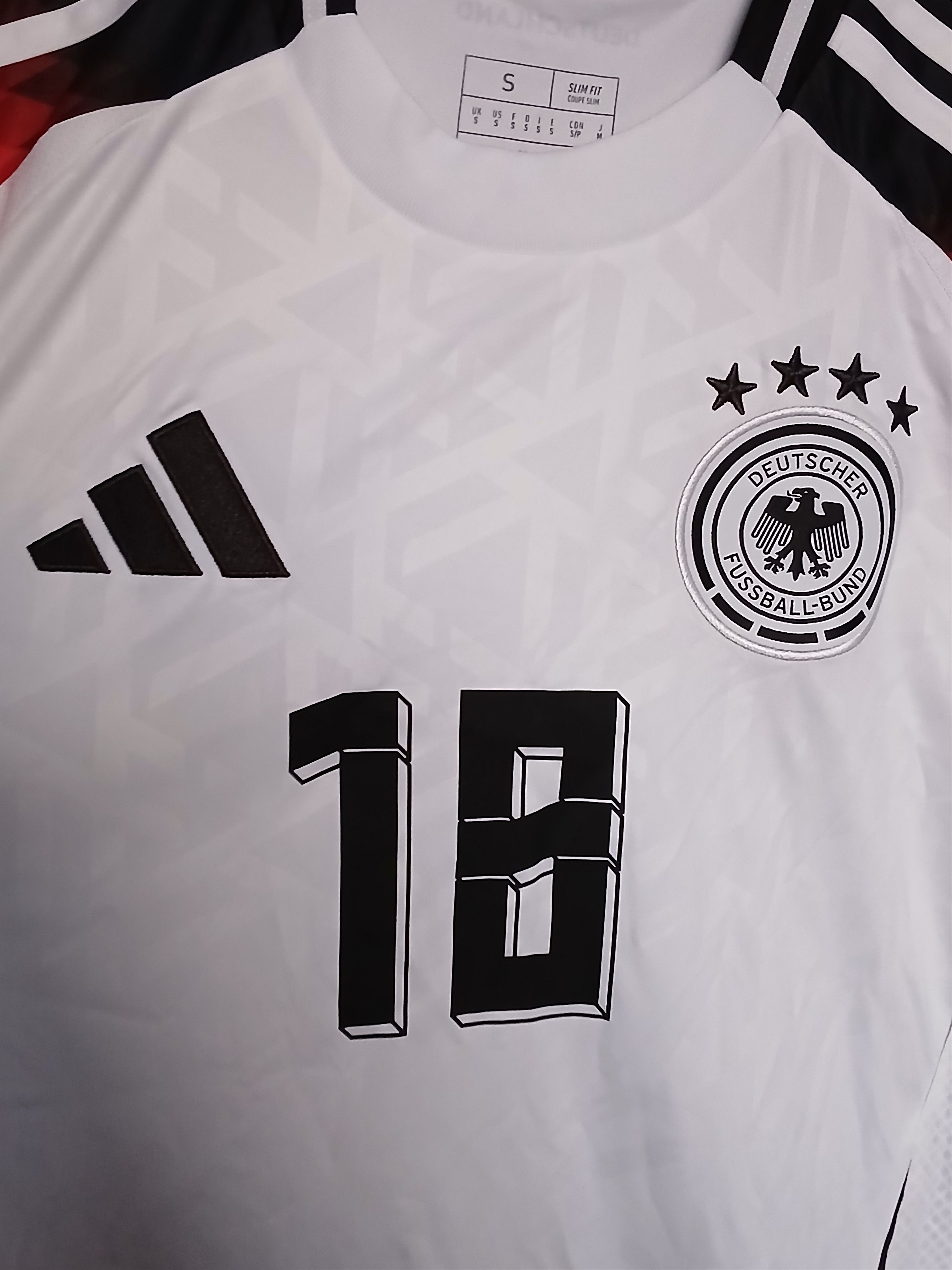 Adidas New Germany National Football Team 24/25 Home Jersey T-Shirt Size US S / EU 44-46 / 1 - 3 Thumbnail