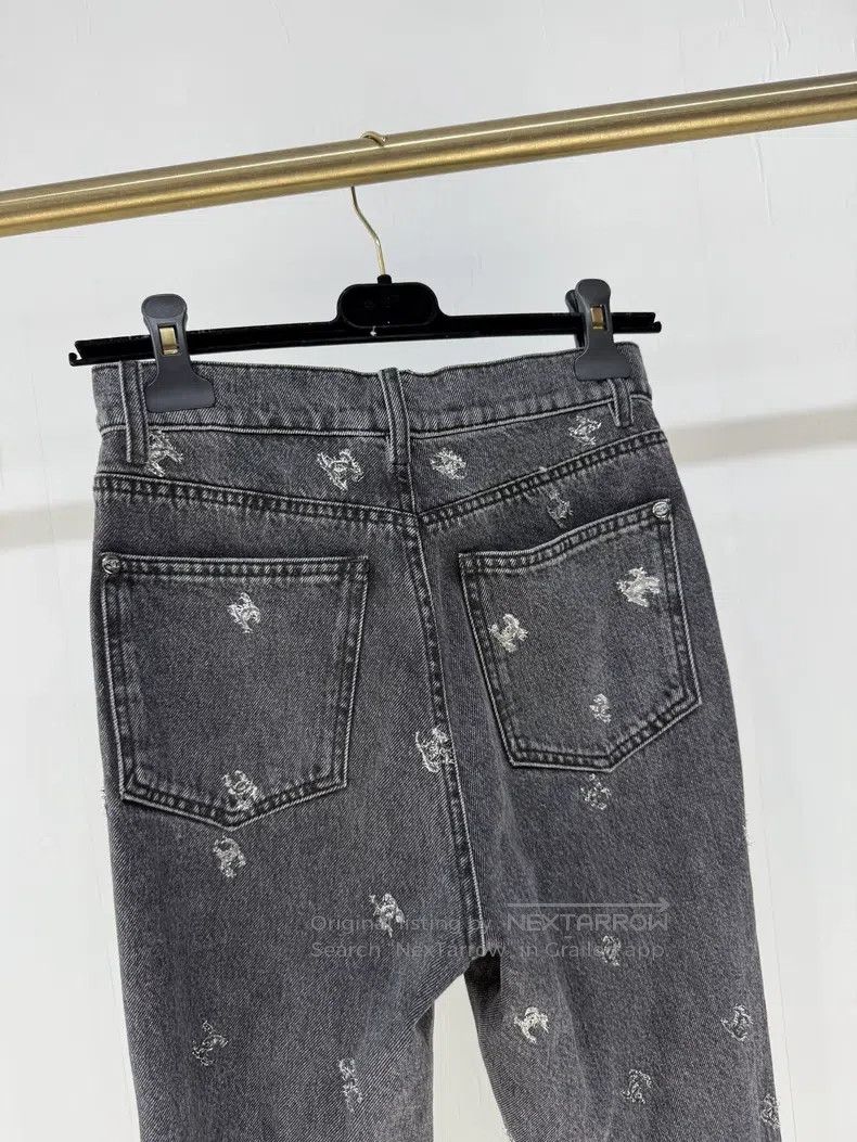 Chanel Chanel 21K double C sequined shorts and jeans Size 24" / US 00 / IT 34 - 5 Thumbnail