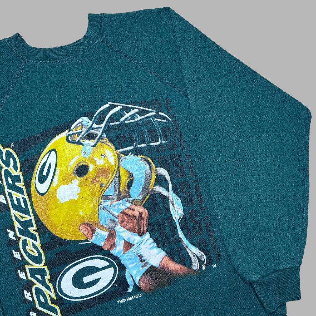 NFL × Vintage Vtg 1995 NFL Green Bay Packers Helmet Spell Out Sweatshirt Size US L / EU 52-54 / 3 - 12 Thumbnail