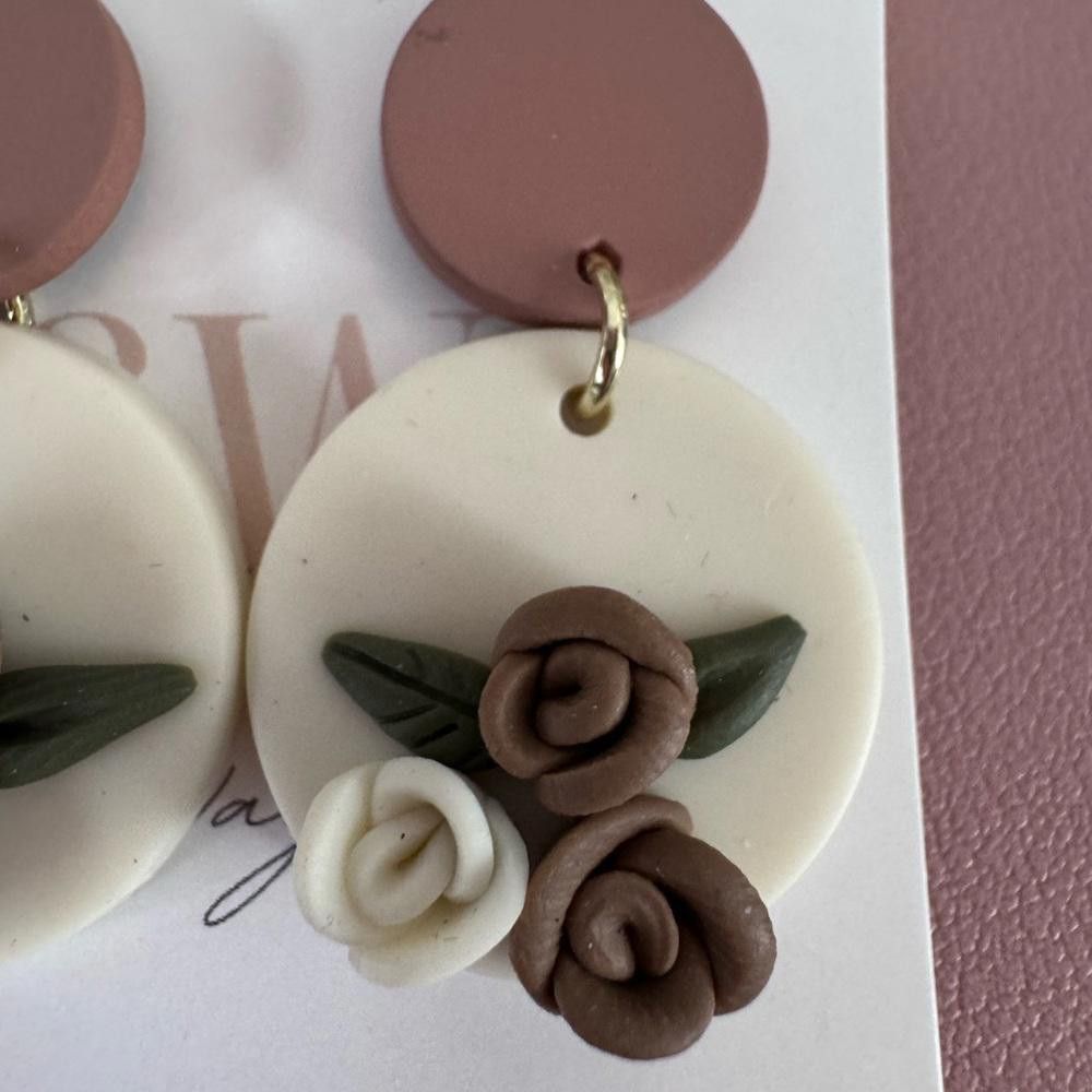 Designer Polymer clay rose drop earrings Size ONE SIZE - 3 Thumbnail