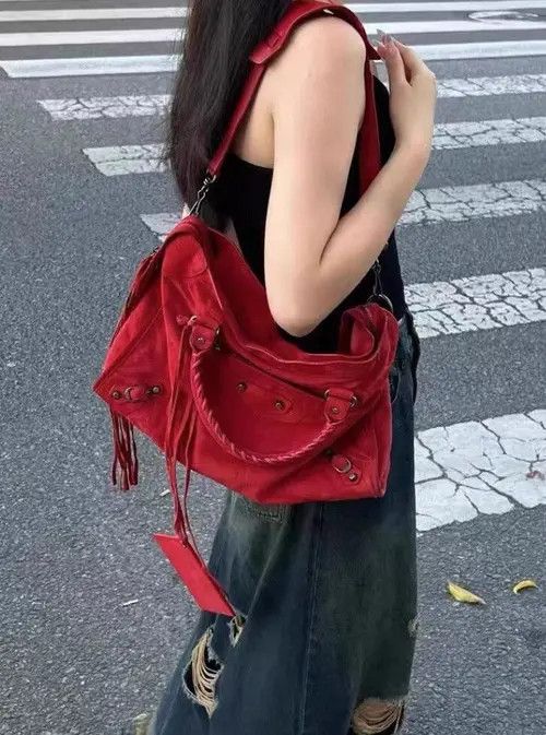 Japanese Brand × Vintage Women's red handbag Size ONE SIZE - 1 Thumbnail