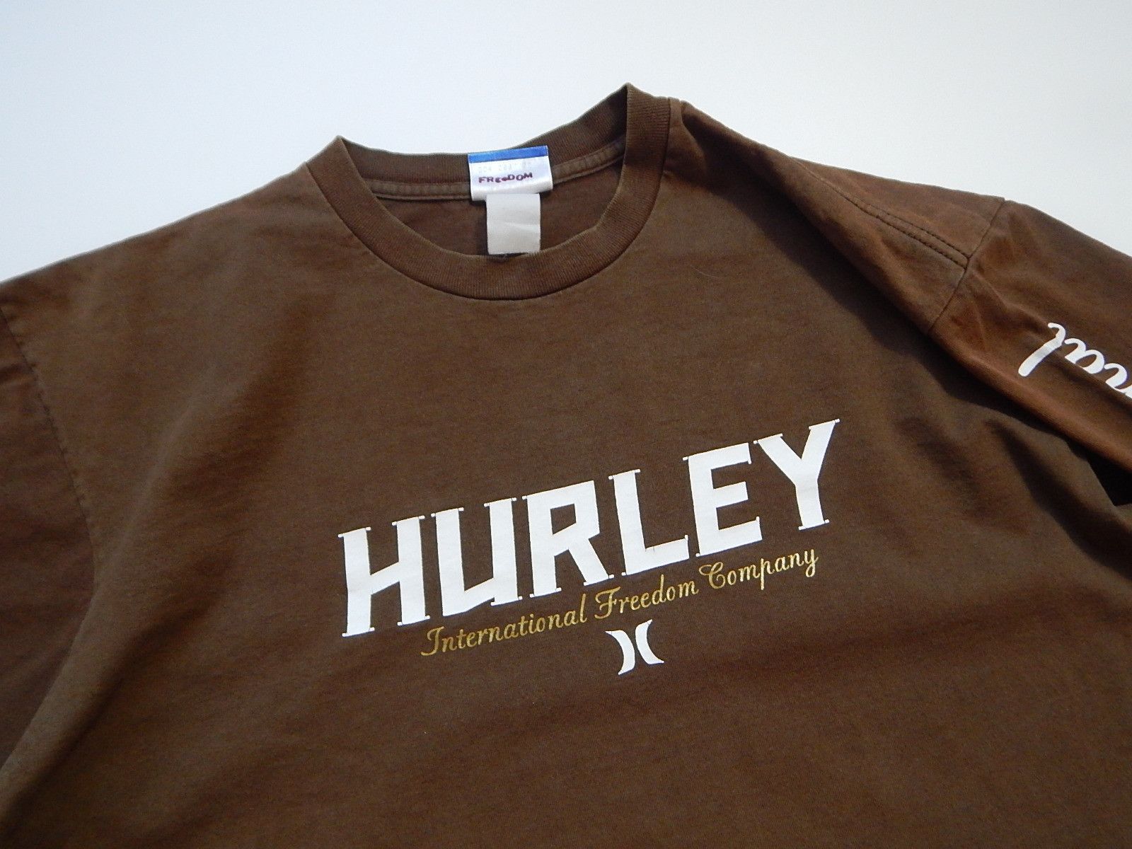 Hurley vintage hurley surfboards sun faded long sleeve tee Size US L / EU 52-54 / 3 - 5 Thumbnail