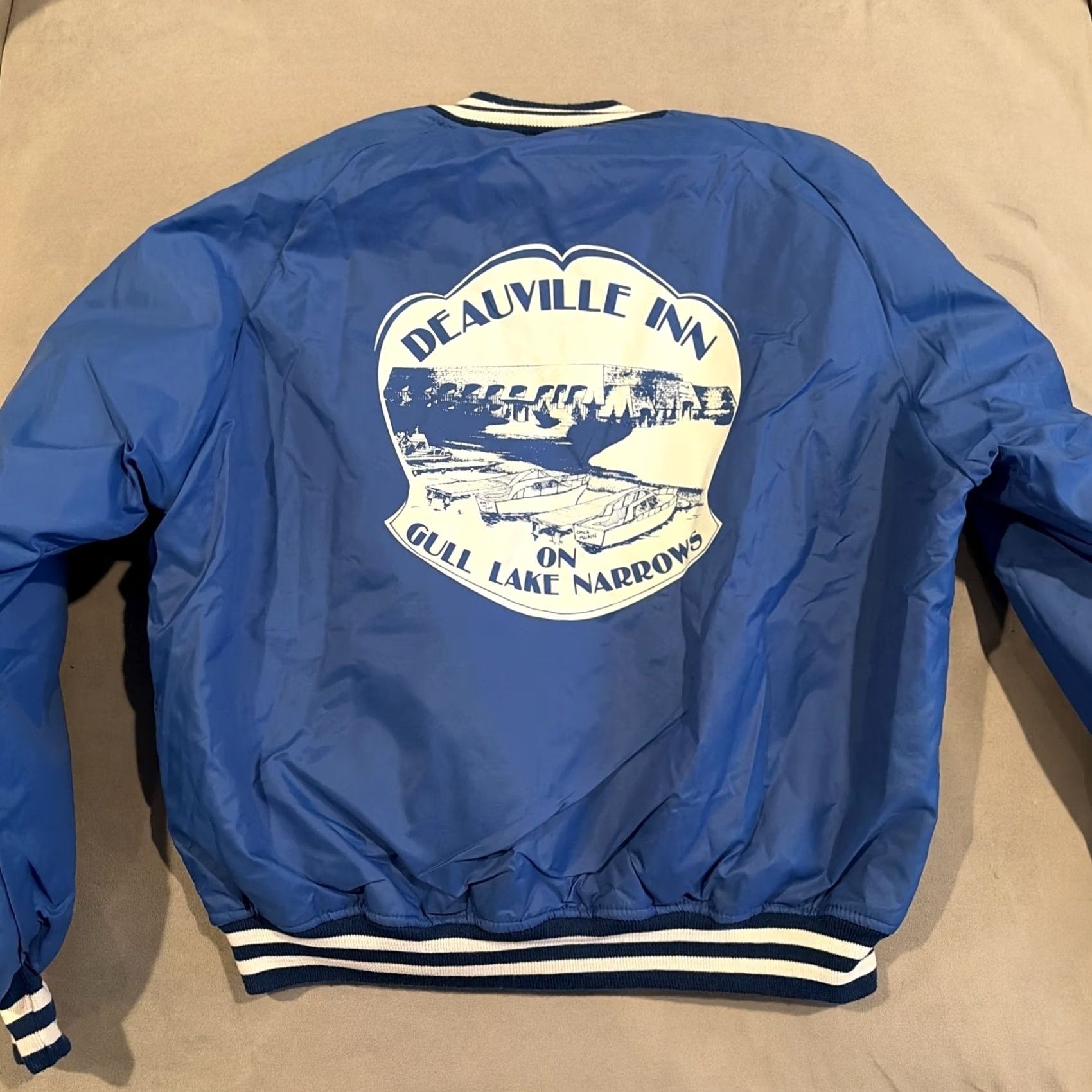 Chalk Line VINTAGE Chalk Line Popeye's Lounge Deauville Inn Fleece Lined Jacket L Blue Bomber Jacket Men Size US L / EU 52-54 / 3 - 5 Thumbnail