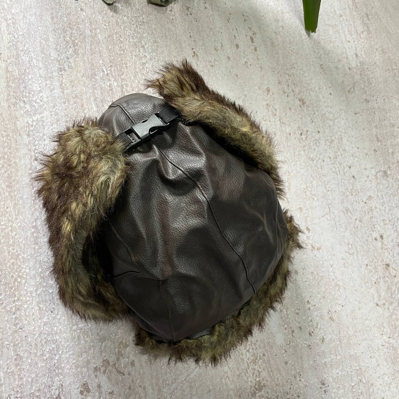 Vintage VINTAGE 90S USHANKA LEATHER BEANIE MOHAIR RARE HYPE Size ONE SIZE - 8 Thumbnail