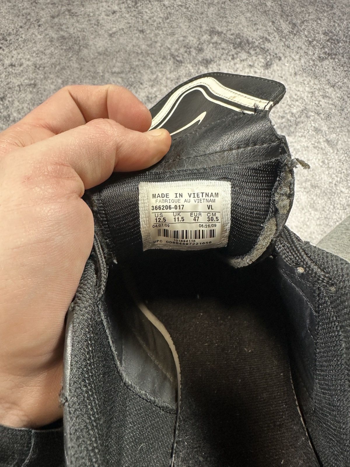 Nike Vintage Nike Style Streetwear Soccer Sneakers 12.5 Rare Logo Size US 12.5 / EU 45-46 - 6 Thumbnail