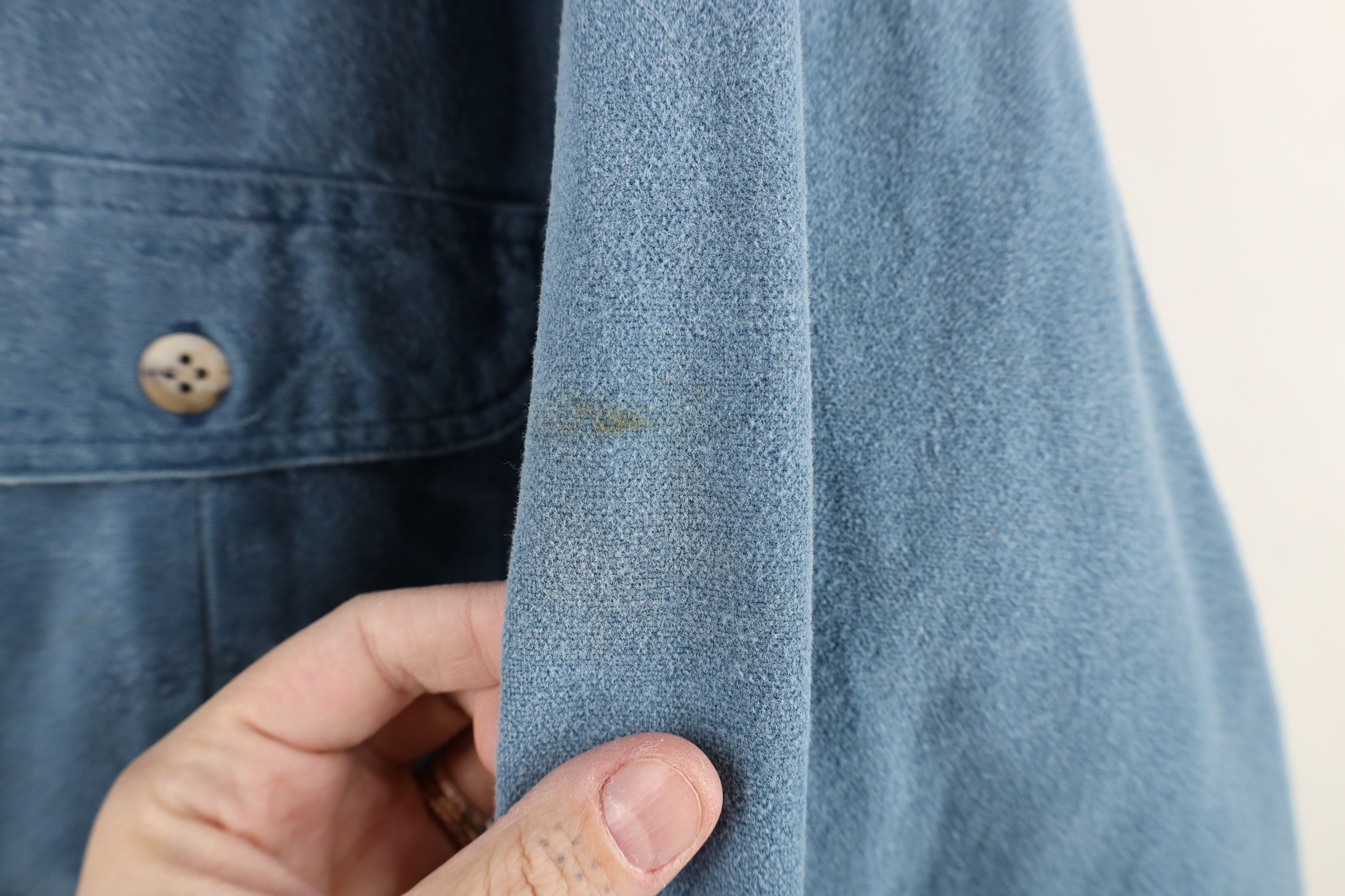 Cabelas Vintage 90s Cabelas Chamois Cloth Button Shirt Blue Size US L / EU 52-54 / 3 - 4 Thumbnail