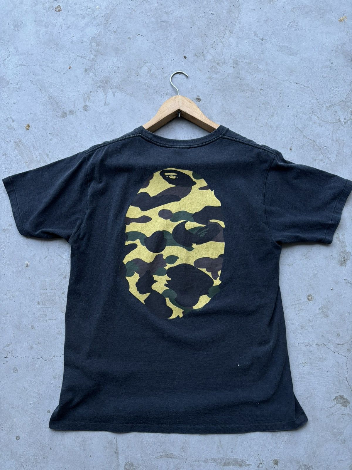Bape A Bathing Ape (BAPE) 1st Camo Big Ape Mirrored Head Tee Size US M / EU 48-50 / 2 - 3 Thumbnail