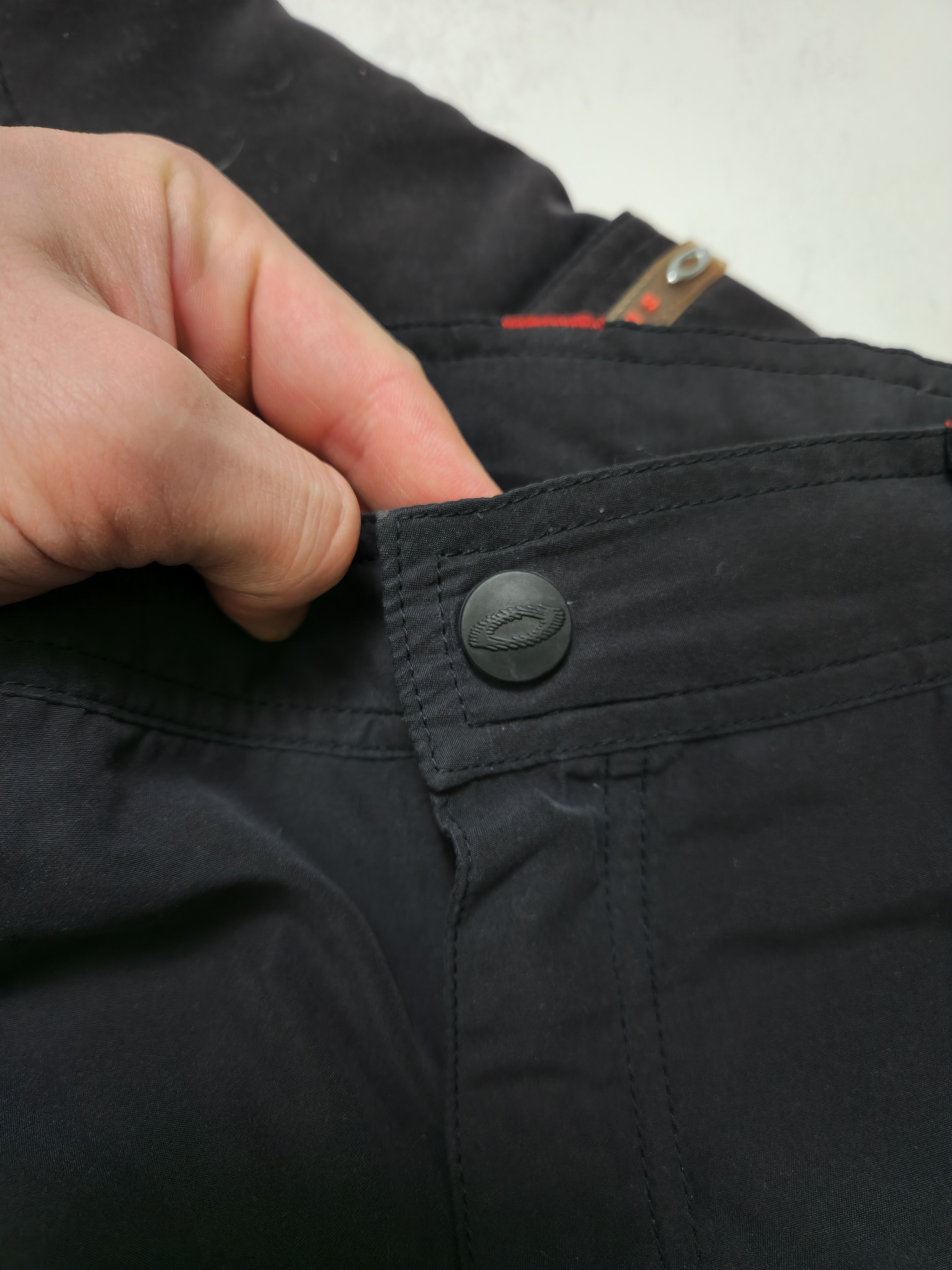 Oakley Vintage Oakley Software Vented Technical Shorts Cargo Size US 32 / EU 48 - 7 Thumbnail
