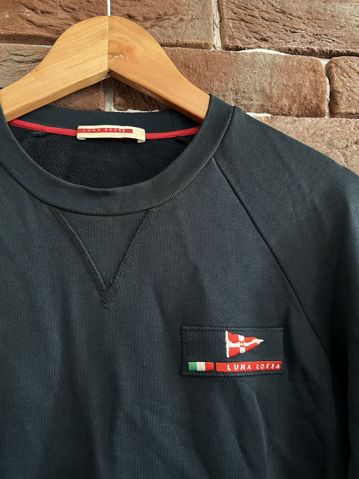 Prada 00s Prada Luna Rossa Crewneck Navy Rare Designer Vintage S Size US S / EU 44-46 / 1 - 3 Thumbnail