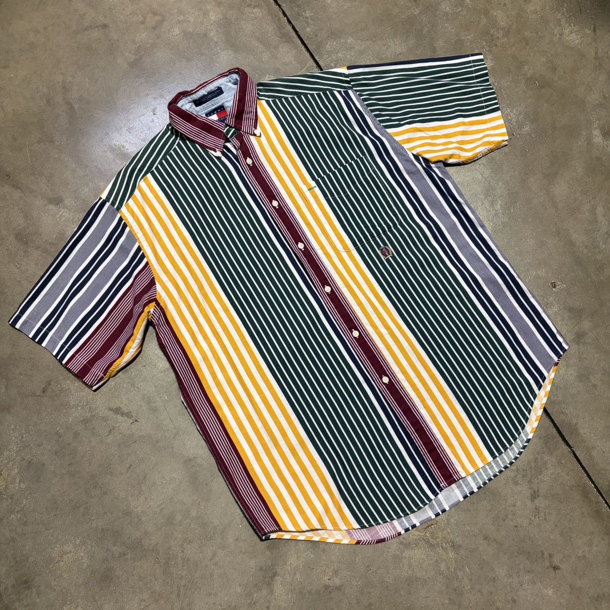 Tommy Hilfiger Vintage Tommy Hilfiger Striped Button Up Shirt Short Sleeve Size US M / EU 48-50 / 2 - 3 Thumbnail