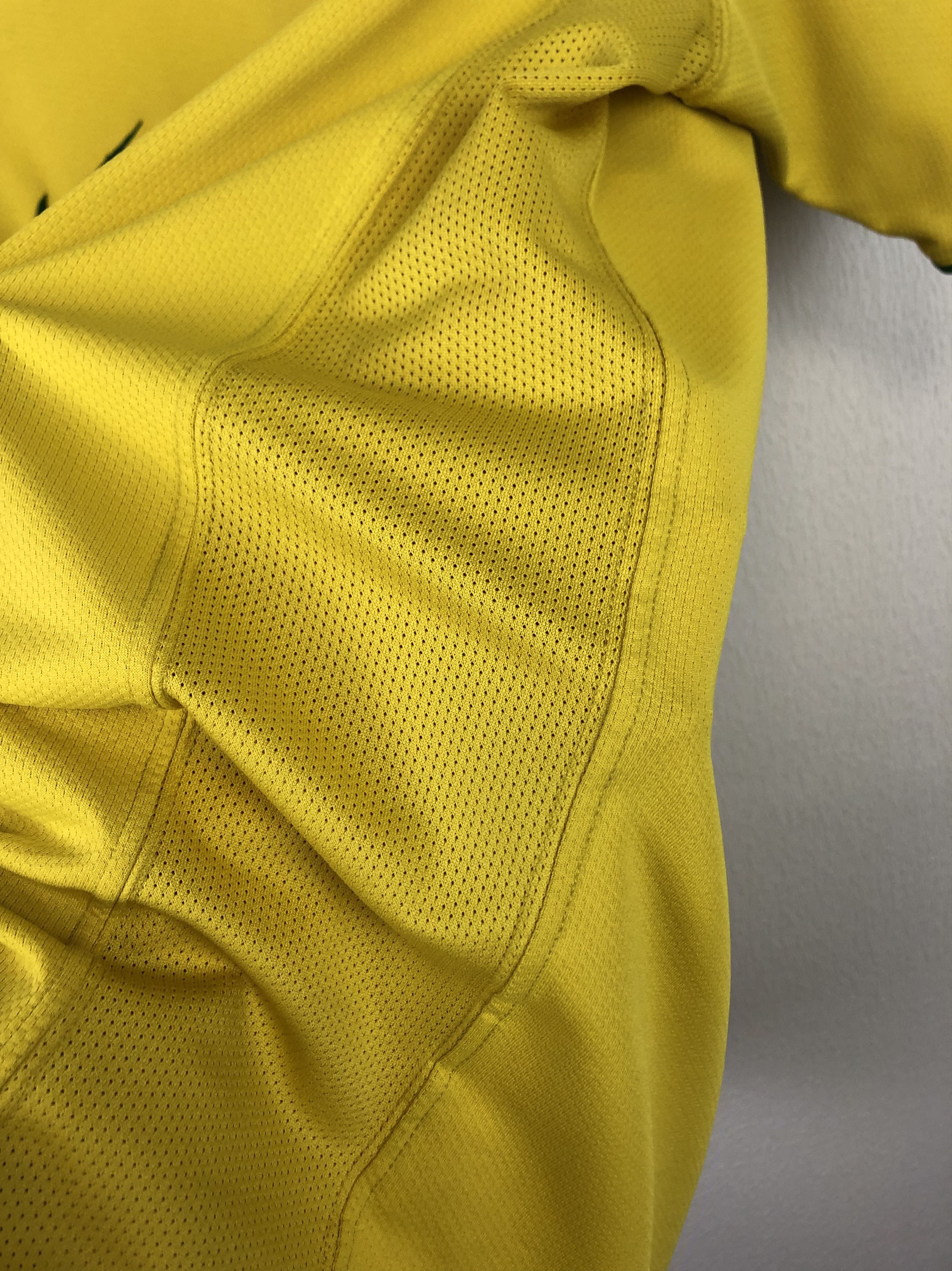 Nike Brazil Home football shirt 2006 Soccer Nike Jersey Trikot Size US M / EU 48-50 / 2 - 5 Thumbnail