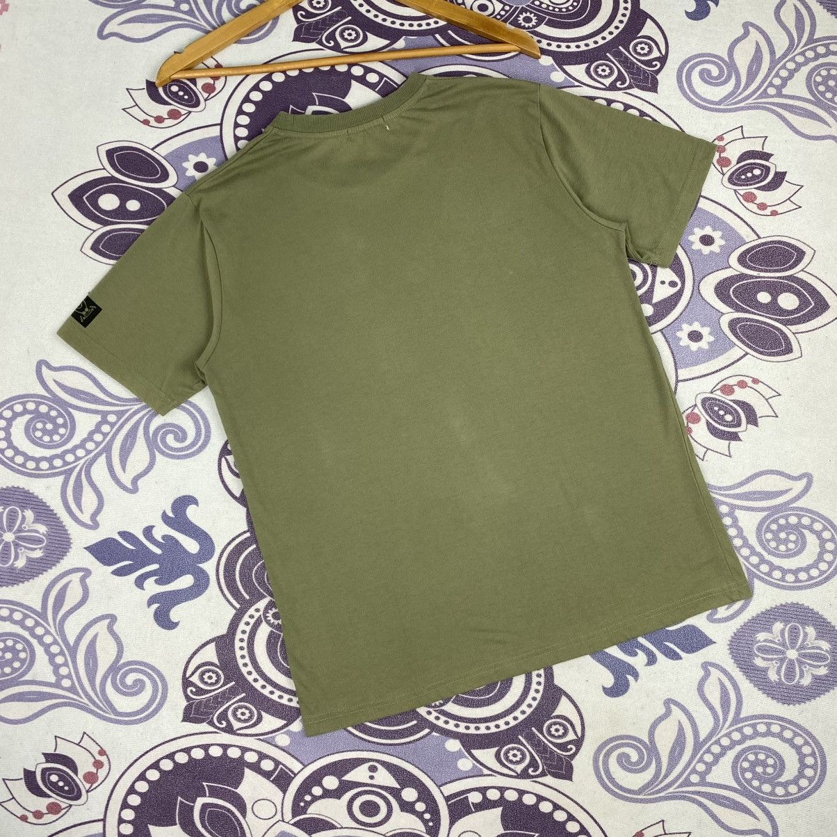 Anime Rare🔥Kamado Tanjiro Anime Shirt Big Logo Spell Out Size US M / EU 48-50 / 2 - 13 Thumbnail