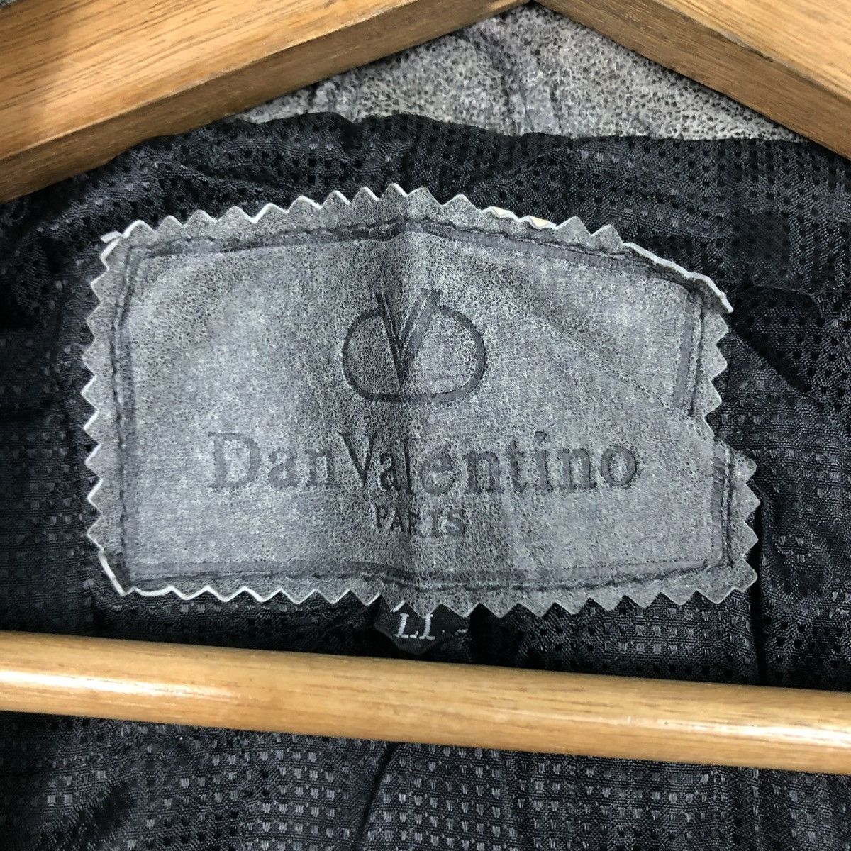 Japanese Brand 🔥VINTAGE BOMBER LEATHER JACKET BIKER DAN VALENTINO PARIS Size US L / EU 52-54 / 3 - 20 Thumbnail