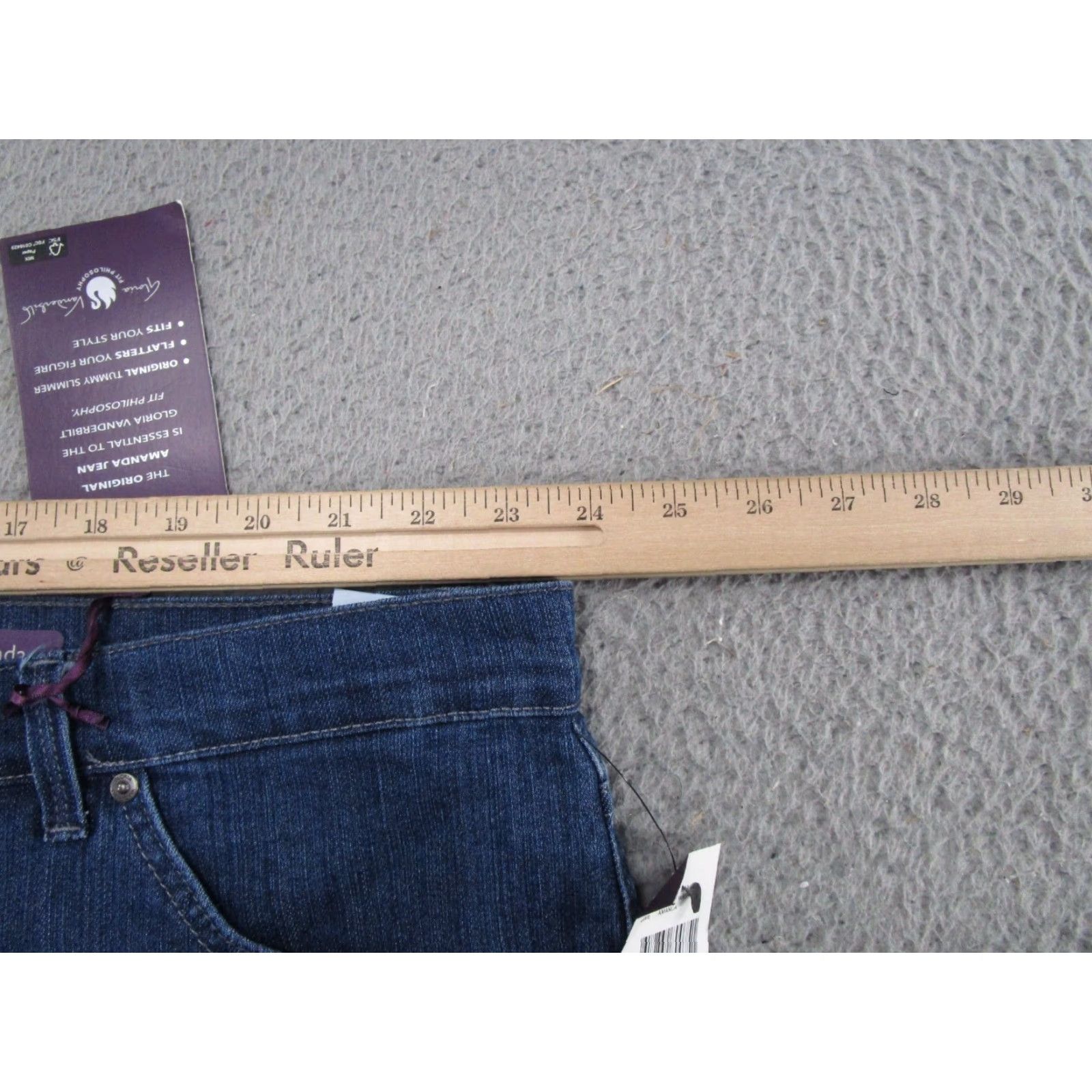 Gloria Vanderbilt Gloria Vanderbilt Amanda Classic Fit Tapered Leg Blue Jeans 24W Short NEW Size 42" / US 20 - 6 Thumbnail