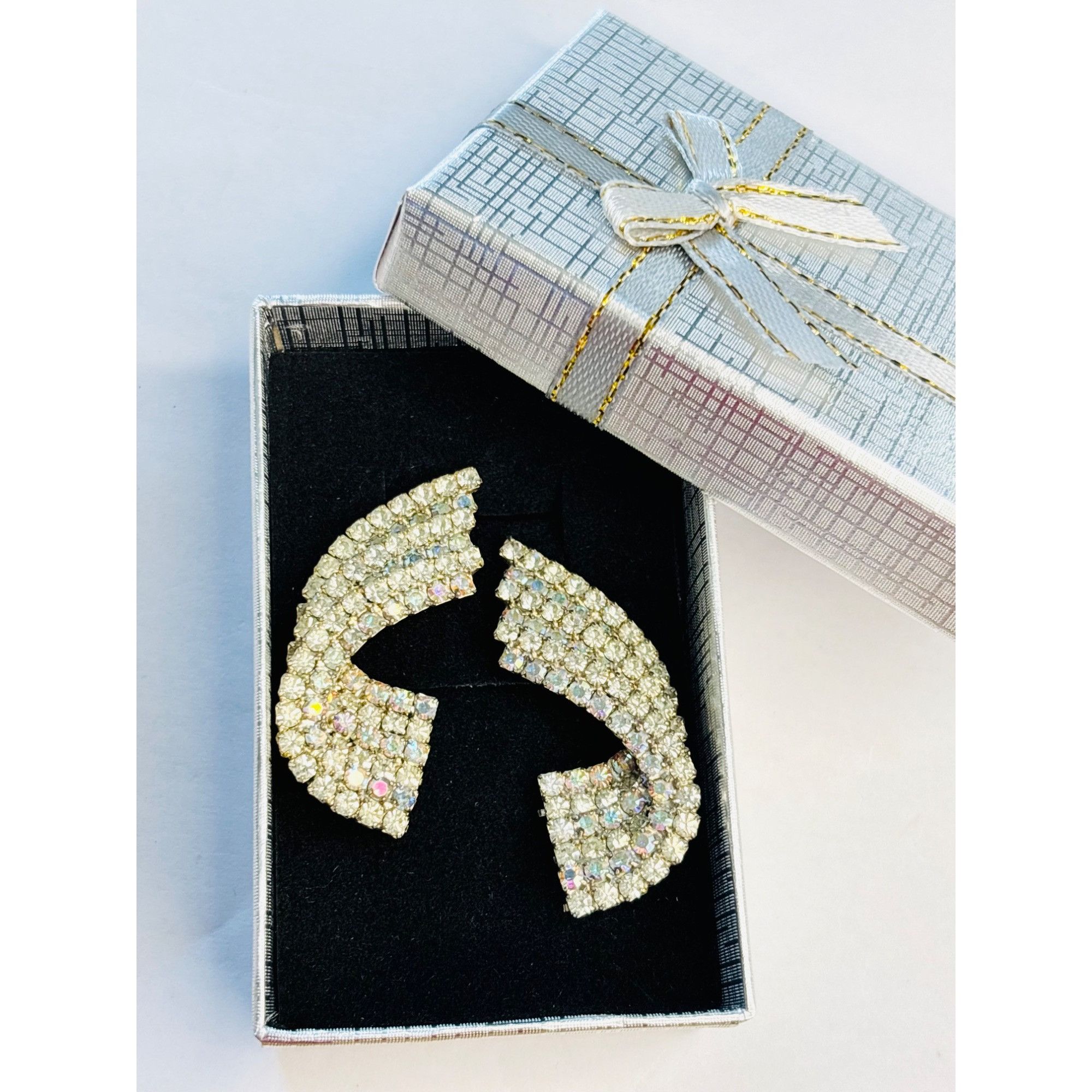 Other Vintage Rhinestone Statement Earrings Silver Tone Fan Shape Size ONE SIZE - 2 Thumbnail