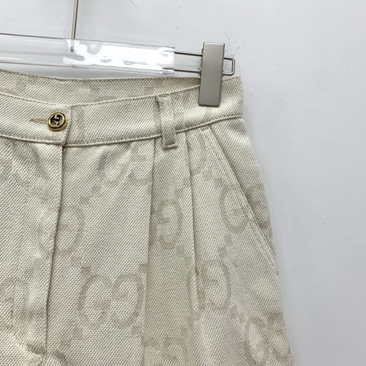Gucci Gucci Beige Cotton Logo Jacquard All Over Print Shorts Size 27" / US 4 / IT 40 - 3 Thumbnail