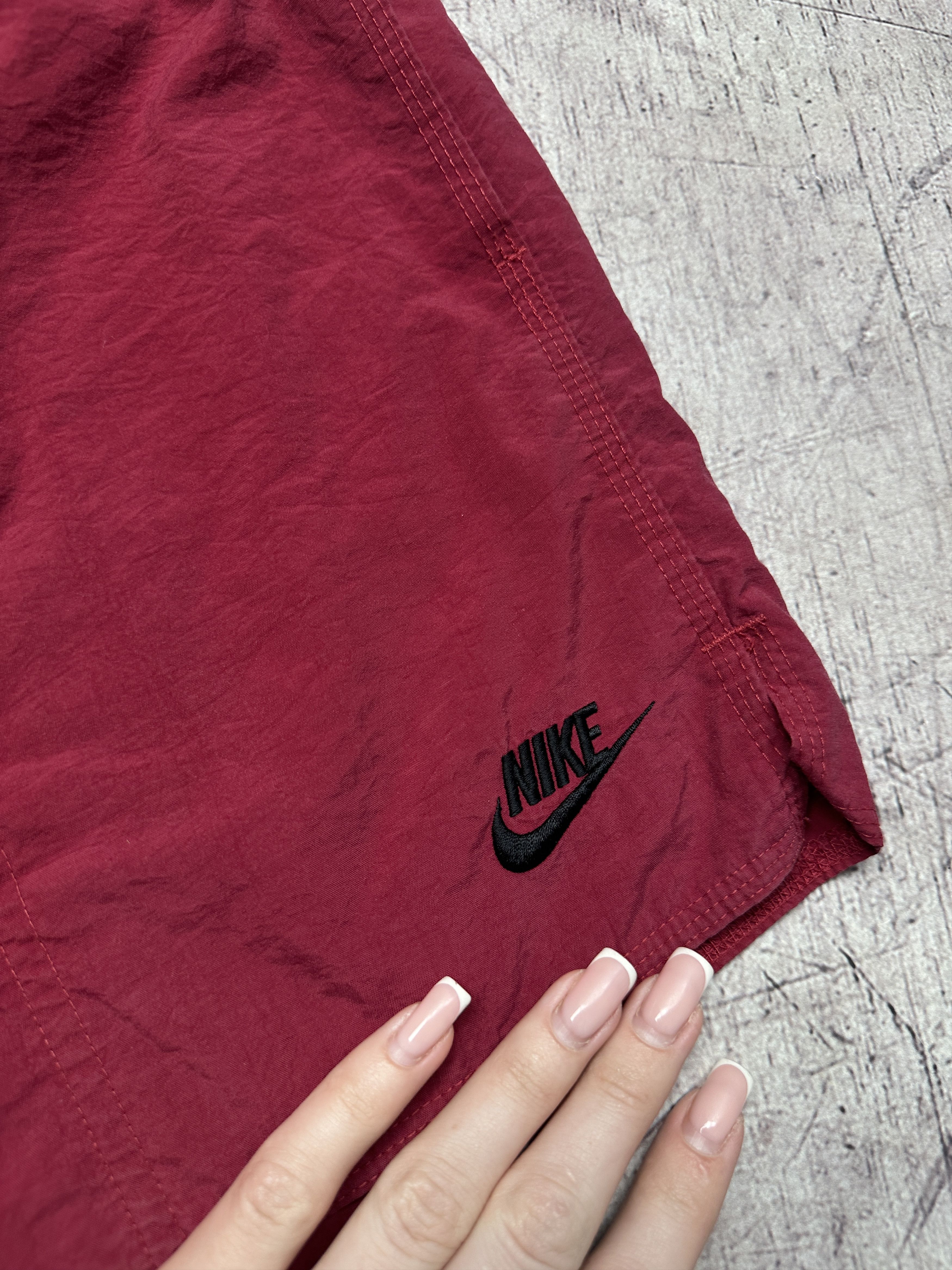 Nike Nike 90s Vintage Mens Nylon Shorts Size US 36 / EU 52 - 3 Thumbnail
