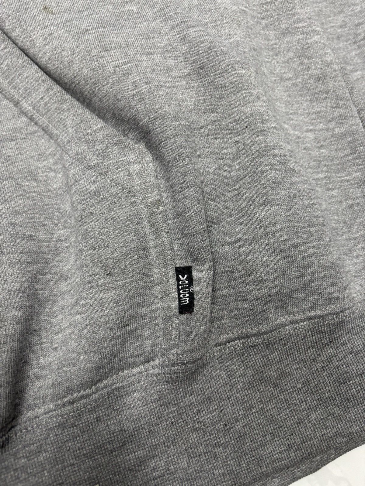 Vintage Vintage Volcom Dirt Sweater Hoodies Street Fashion Size US L / EU 52-54 / 3 - 13 Thumbnail