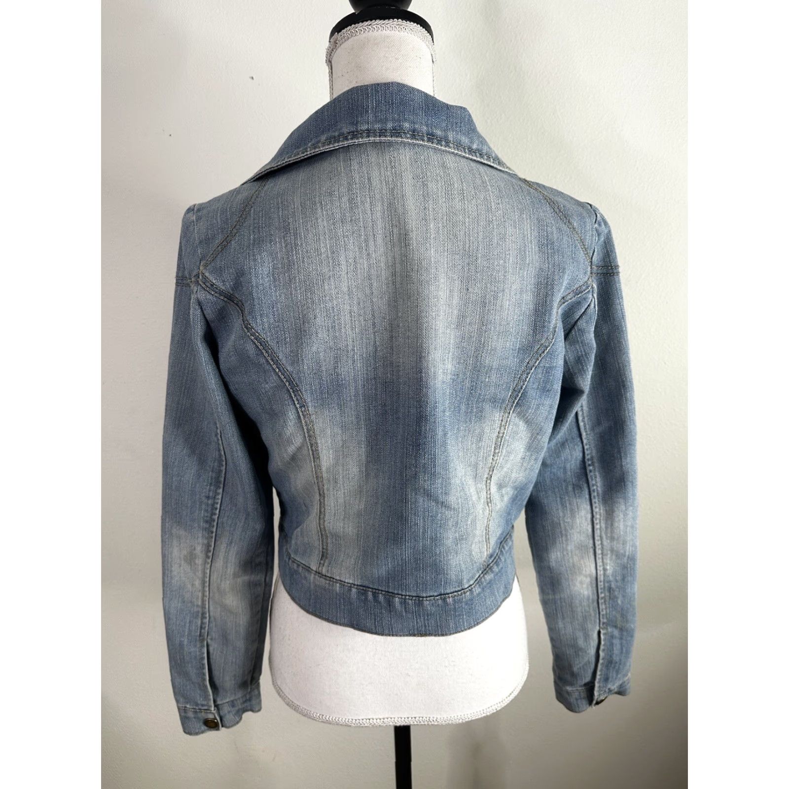 Denime VINTAGE Y2K Crop Denim Jacket Womens S Blue Light Wash Jeans Jacket Casual Biker Bohemian Grunge Rock Pockets Size 28" / US 6 / IT 42 - 3 Thumbnail