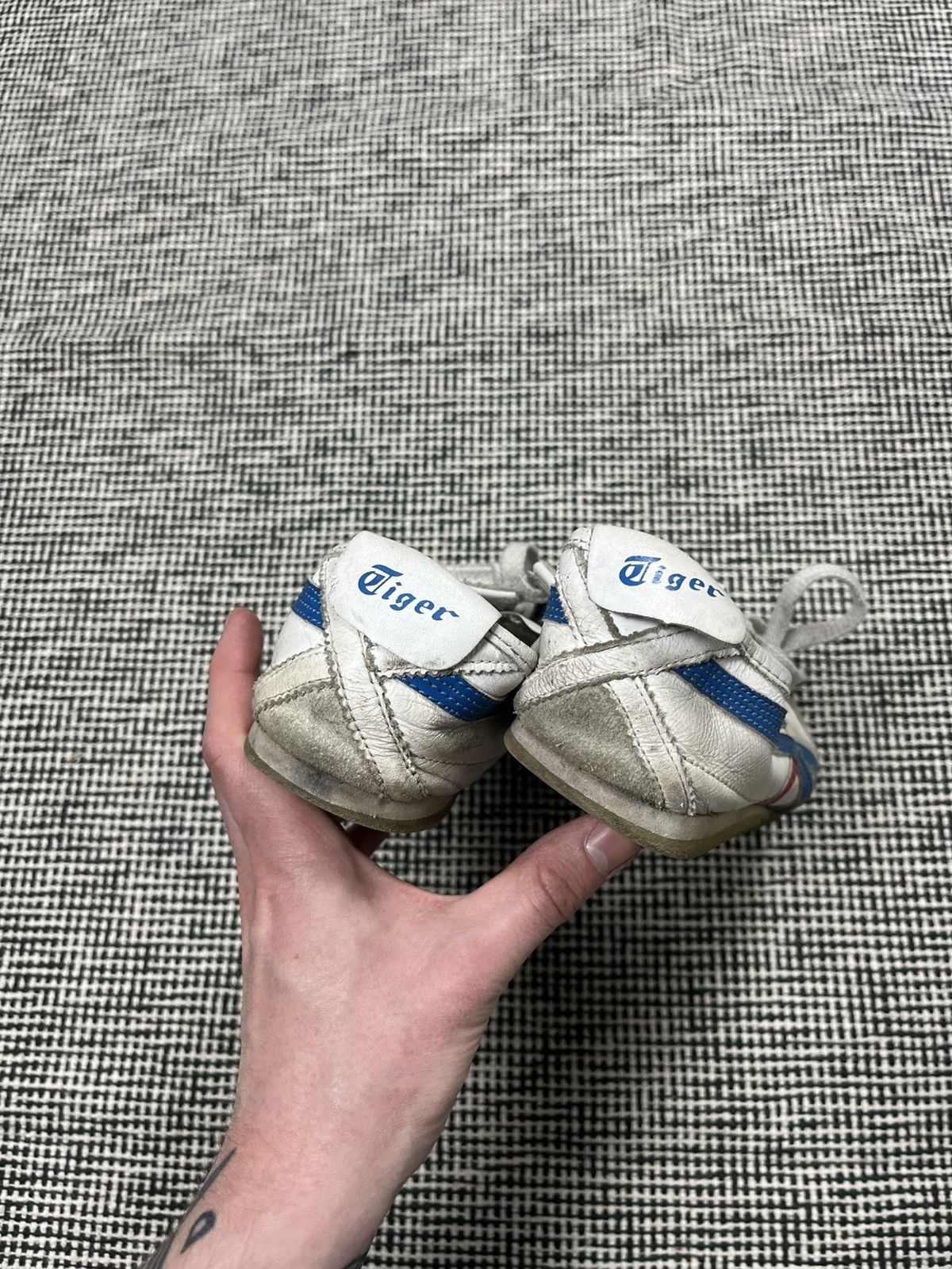 Onitsuka Tiger × Vintage Onitsuka Tiger beater pair sneaker y2k vintage Japanese Size US 4.5 / IT 34.5 - 8 Thumbnail