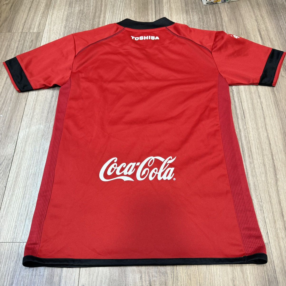 Other Muangthong United 2013 home shirt Size US S / EU 44-46 / 1 - 2 Thumbnail