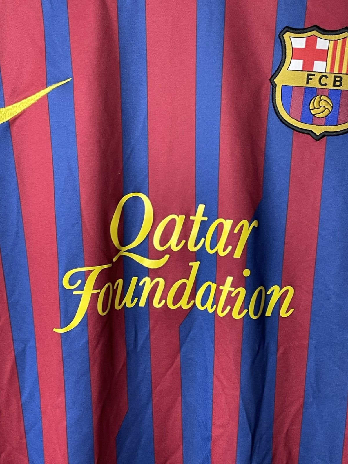 Vintage BARCELONA 2011 2012 HOME FOOTBALL JERSEY SOCCER Shirt NIKE Size US M / EU 48-50 / 2 - 4 Thumbnail