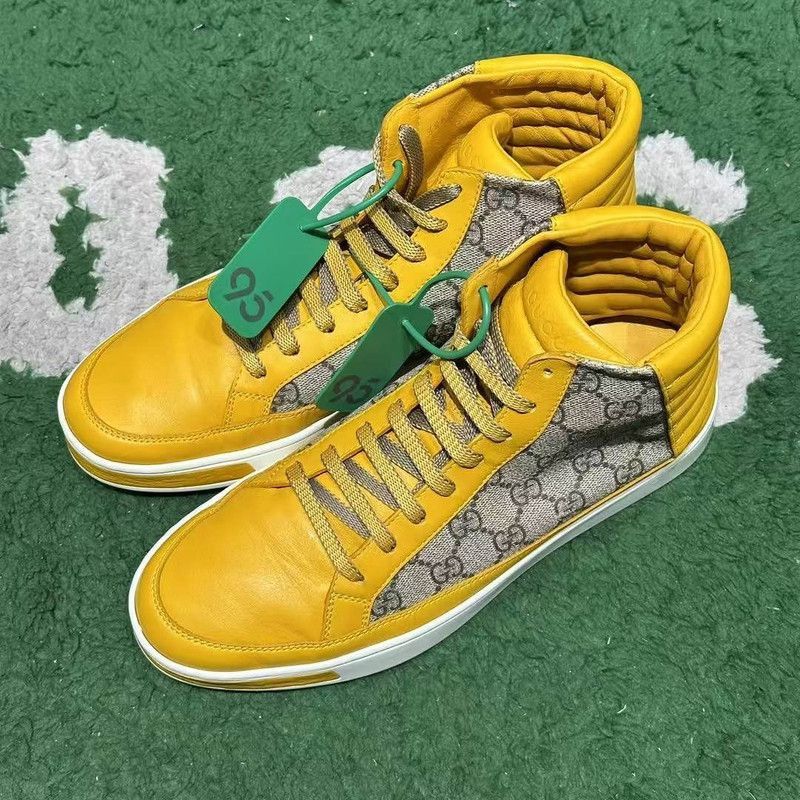 Gucci Gucci GG Monogram Supreme Yellow Sneakers Size US 8 / EU 41 - 1 Thumbnail