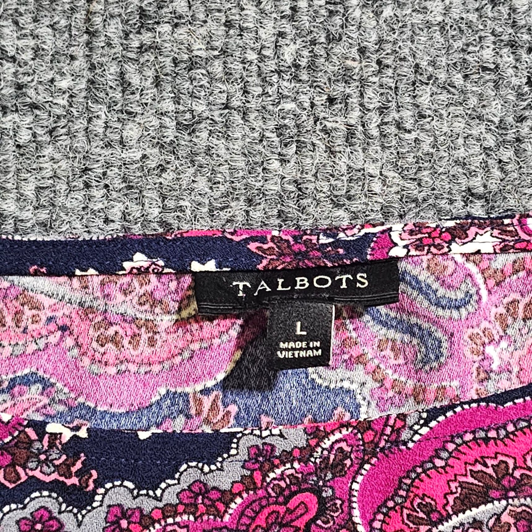 Talbots Talbots Top Shirt Women Large Pink Blue Paisley Bell Sleeve Casual Career Office Shirt Size L / US 10 / IT 46 - 3 Thumbnail