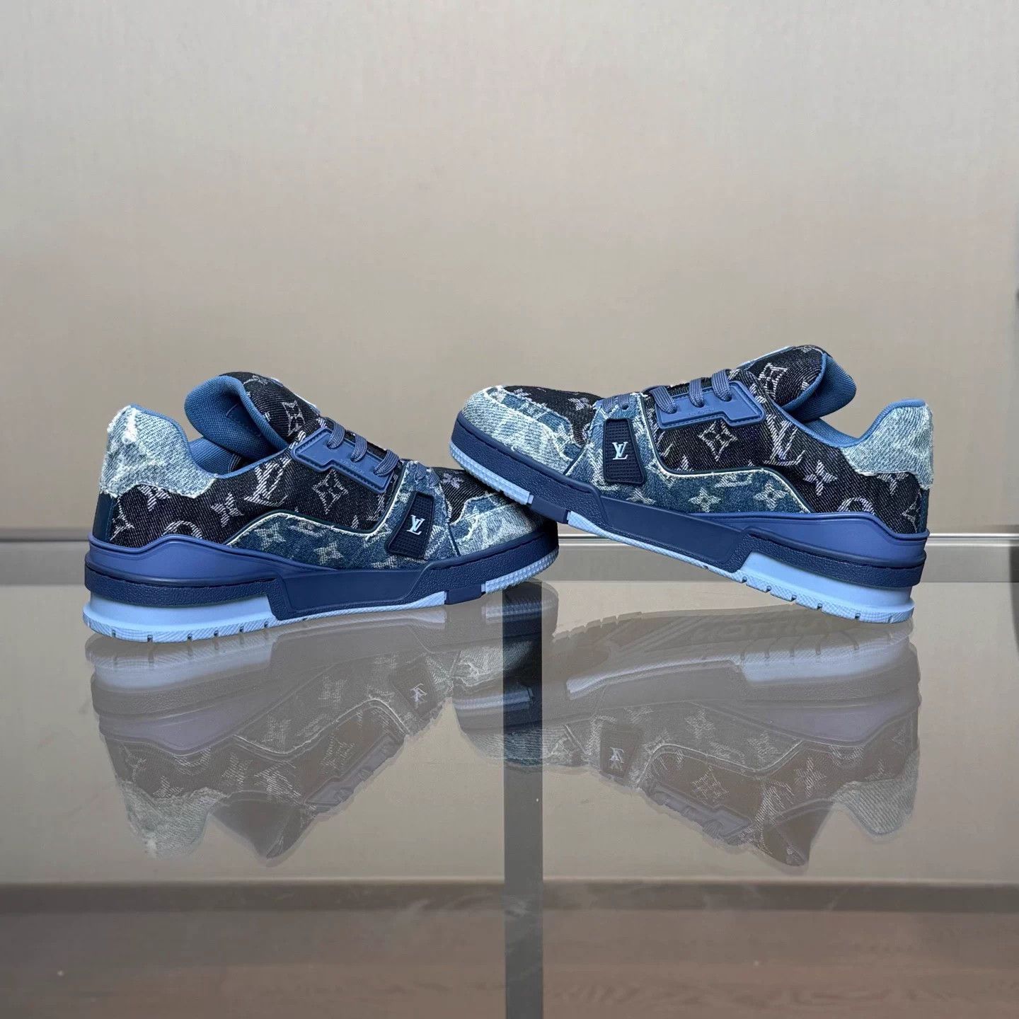 Louis Vuitton LV Trainer Distressed Blue Denim Monogram UK5.5 99 Size US 6.5 / EU 39-40 - 6 Thumbnail