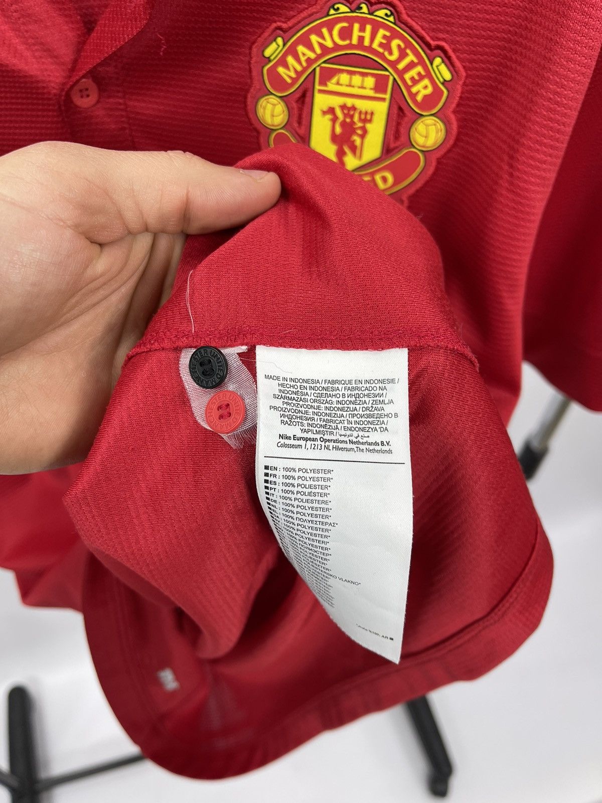 Nike MANCHESTER UNITED 2013 2014 HOME SHIRT FOOTBALL JERSEY L Size US L / EU 52-54 / 3 - 5 Thumbnail