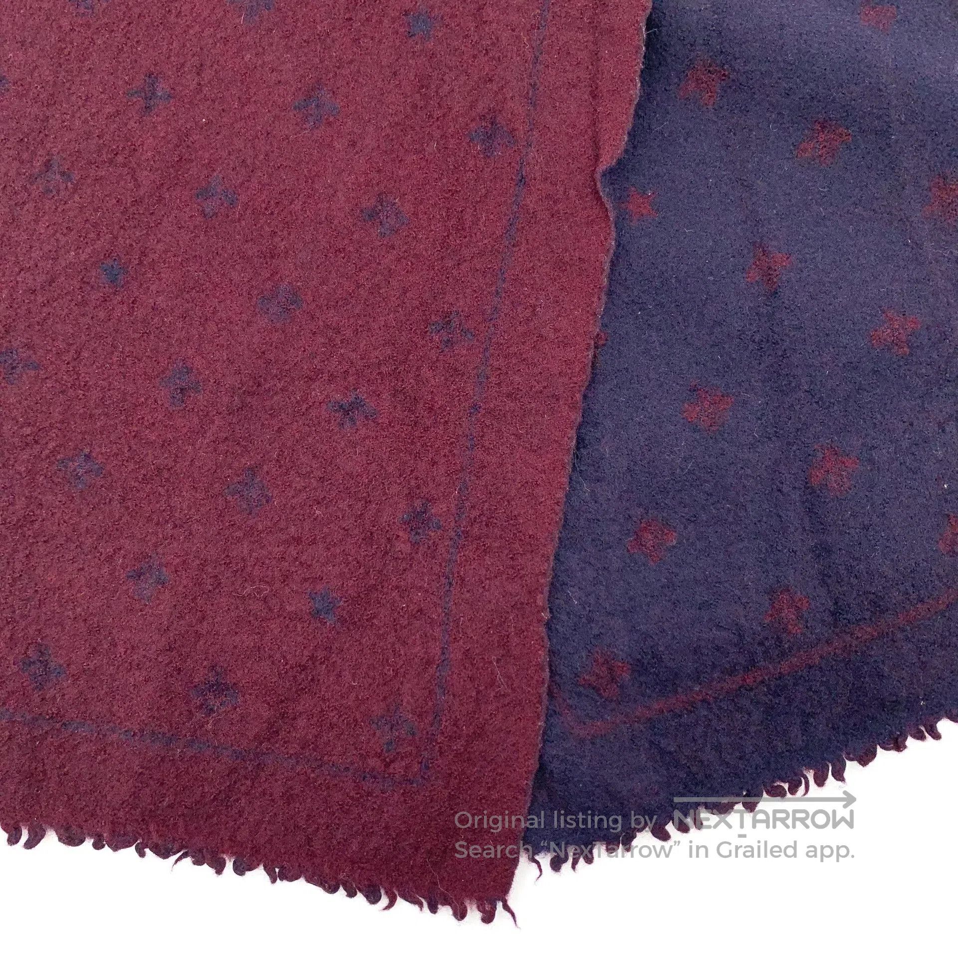 Gucci Gucci Bee Print Wool Scarf. Size ONE SIZE - 6 Thumbnail