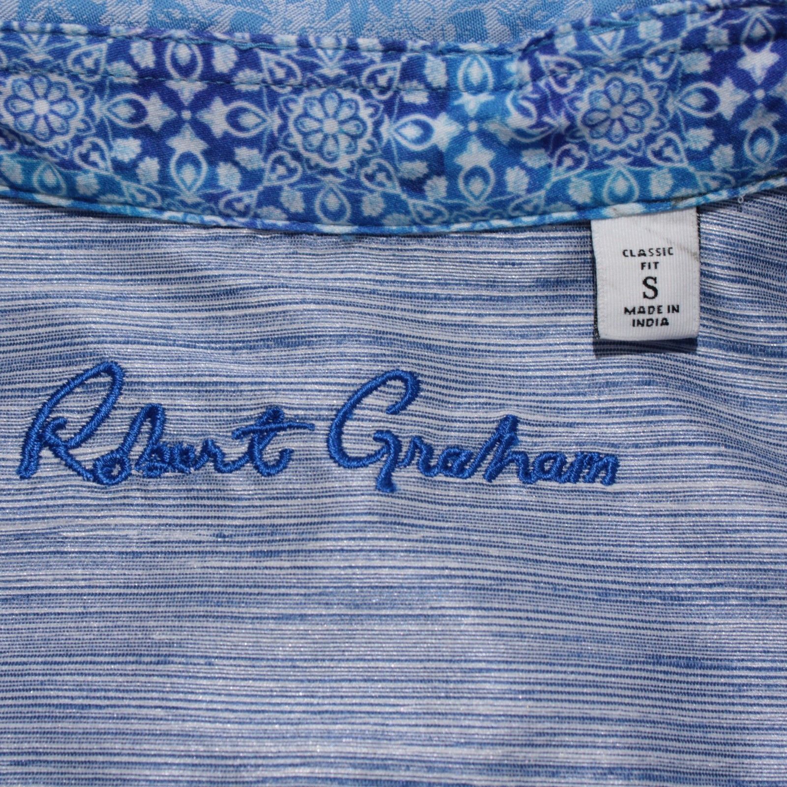 Robert Graham Robert Graham New with tags Shirt Size S US In Blue Size US S / EU 44-46 / 1 - 3 Thumbnail