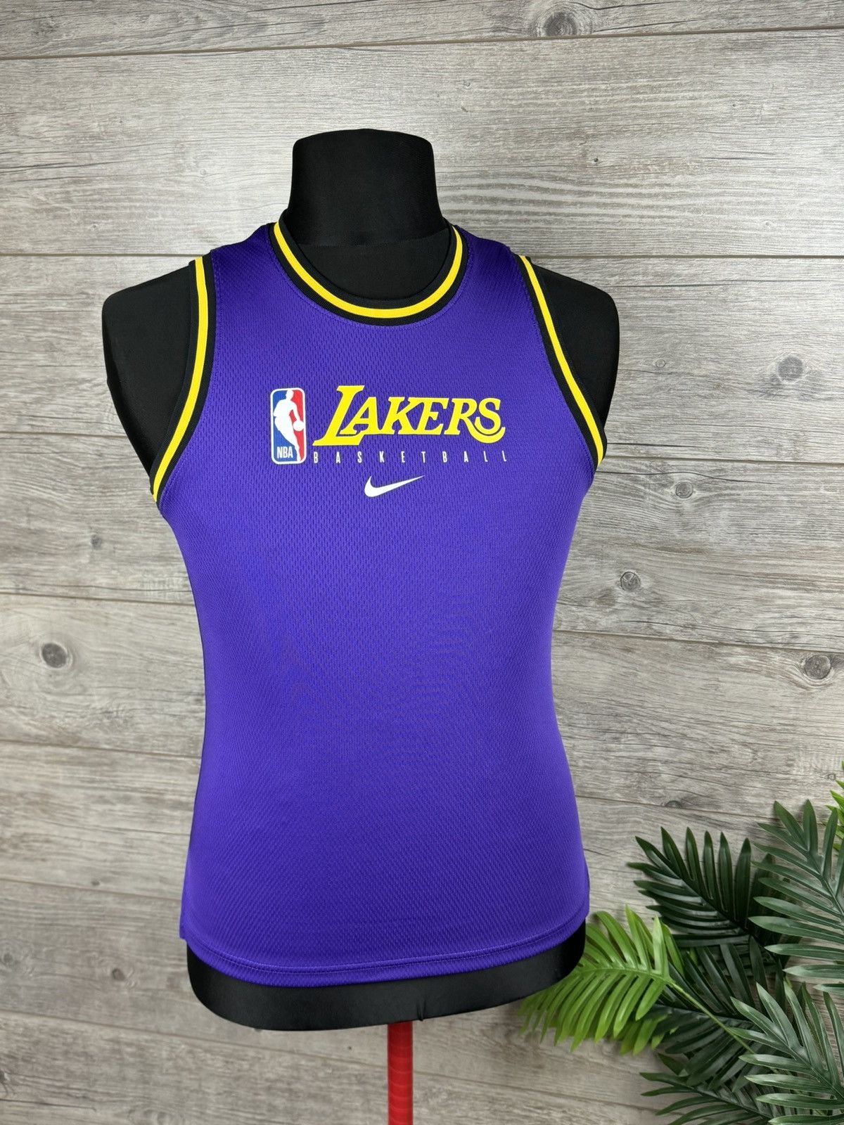 NBA × Nike Nike Basketball Lakers NBA Y2K Size Xs Size US XS / EU 42 / 0 - 2 Thumbnail
