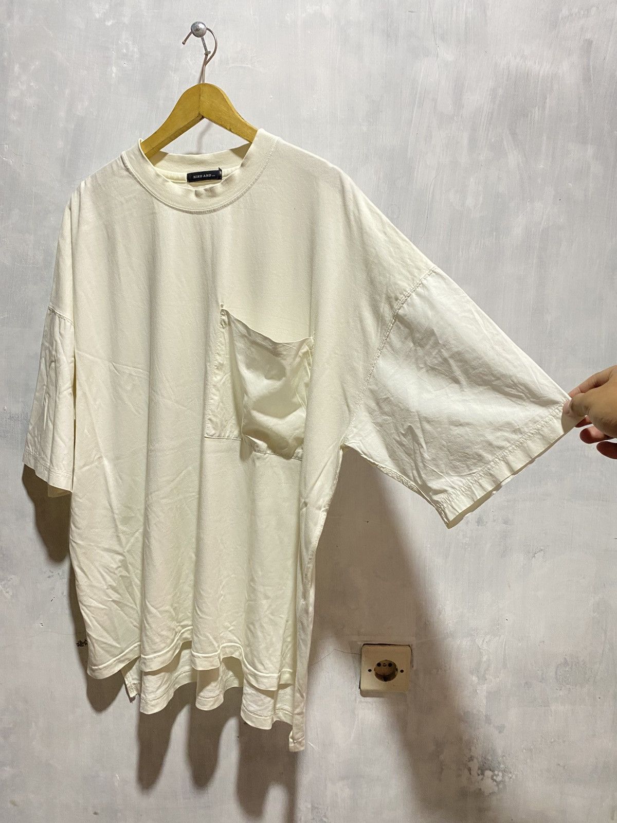 Japanese Brand niko and japanese brand oversize nylon sleeve & pocket tee Size US XXL / EU 58 / 5 - 3 Thumbnail