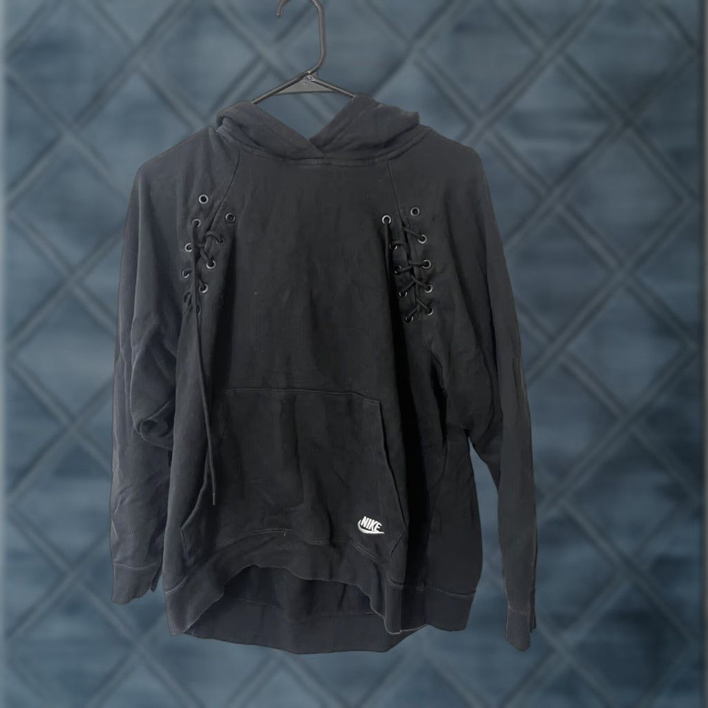 Nike Nike Hoodie Small Black Essential Tie Fleece Sweatshirt Lace Up BV4566 Women S Black Logo Modern Pullover Hoodie Size S / US 4 / IT 40 - 1 Thumbnail