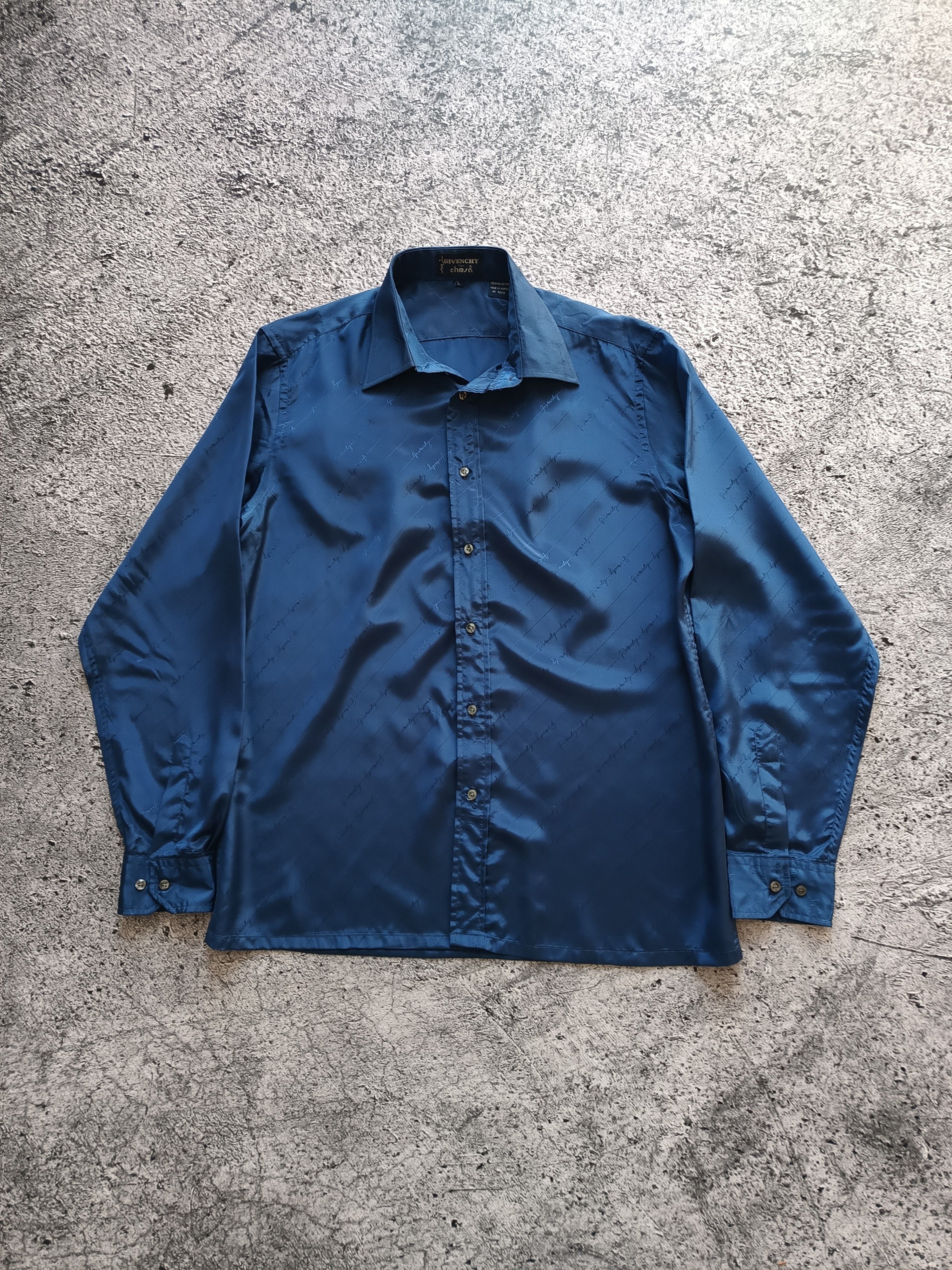 Givenchy × Vintage Vintage 70s Givenchy for Chesa monogram shirt Size US L / EU 52-54 / 3 - 1 Thumbnail
