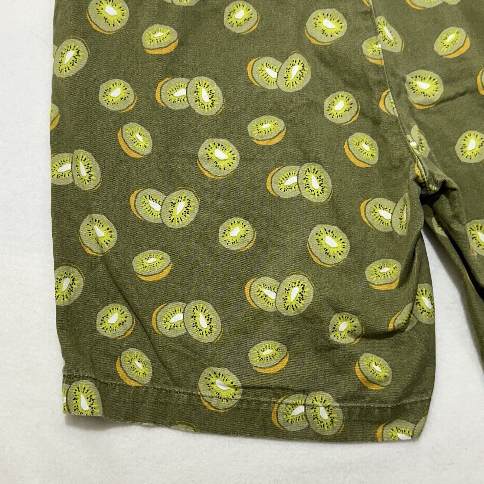 Other Amazon Essentials 36 Kiwi Chino Shorts 8" Fruit Pattern Size US 36 / EU 52 - 11 Thumbnail