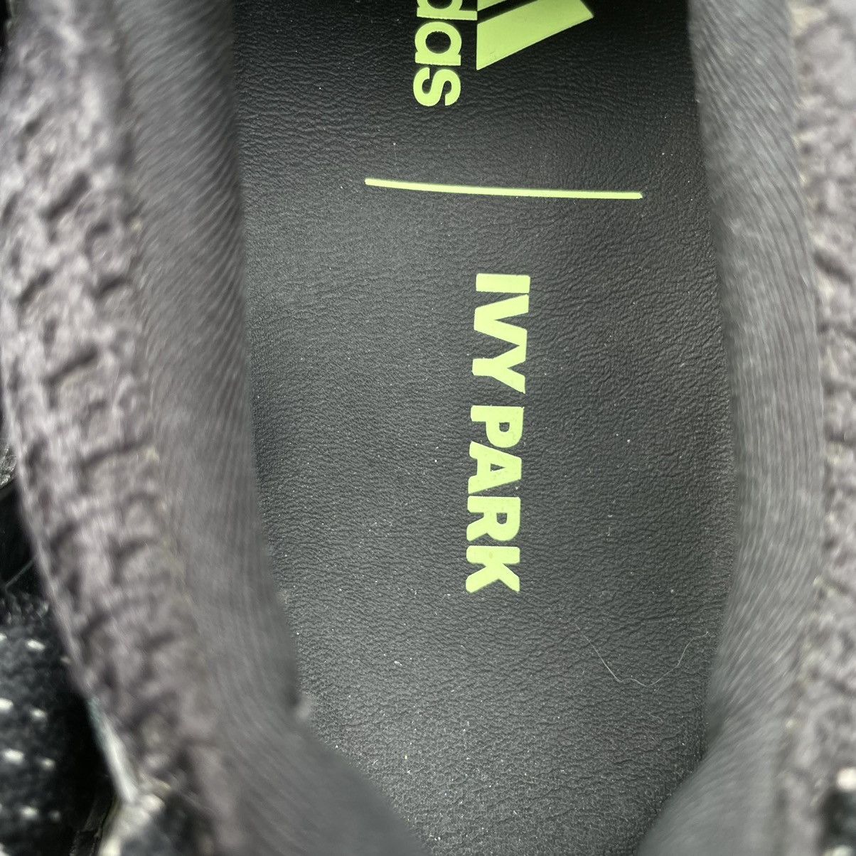 Adidas Adidas Ultraboost size 5.5 (women 7) Size US 7 / IT 37 - 7 Thumbnail