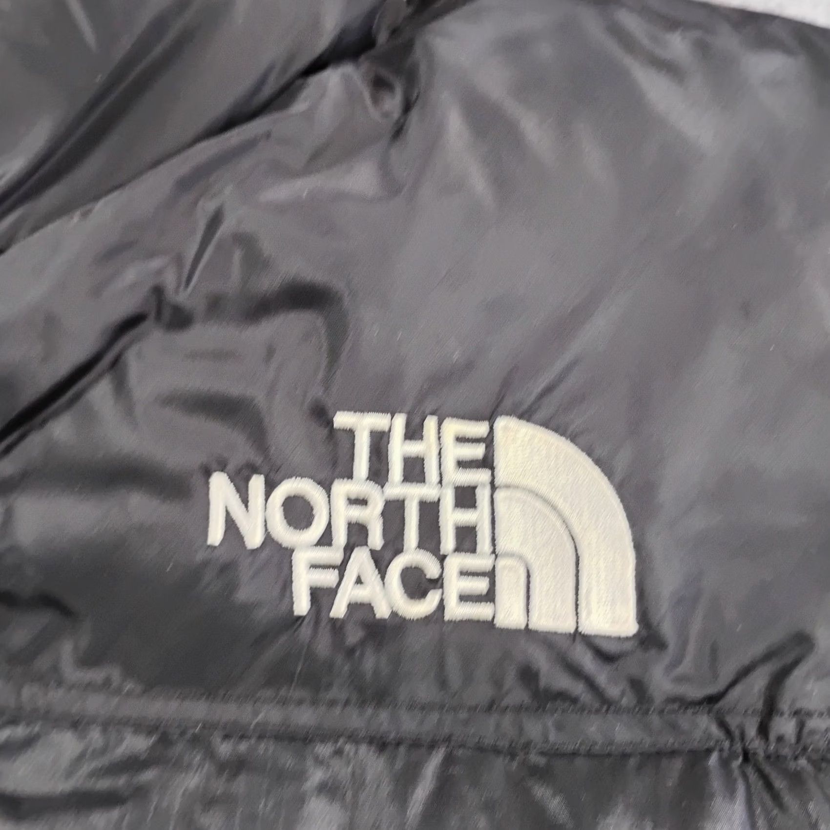 The North Face The North Face Nuptse 700 Down Puffer Vest Mens Size Small S Black 7820 Size US S / EU 44-46 / 1 - 4 Thumbnail