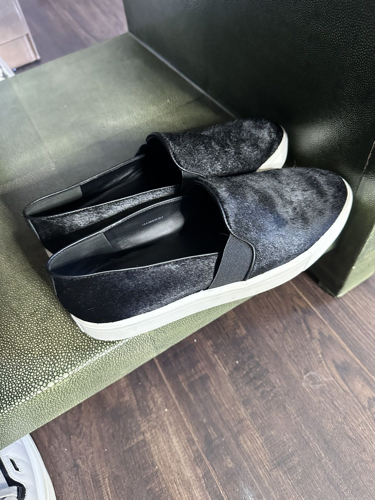 Vince VINCE black PONY HAIR slip-on leather sneakers Size US 8.5 / IT 38.5 - 2 Thumbnail