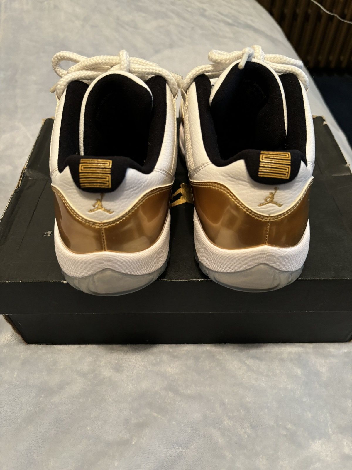 Jordan Brand Air Jordan 11 Retro Low Closing Ceremony 2016 Size 10 Size US 10 / EU 43 - 5 Thumbnail