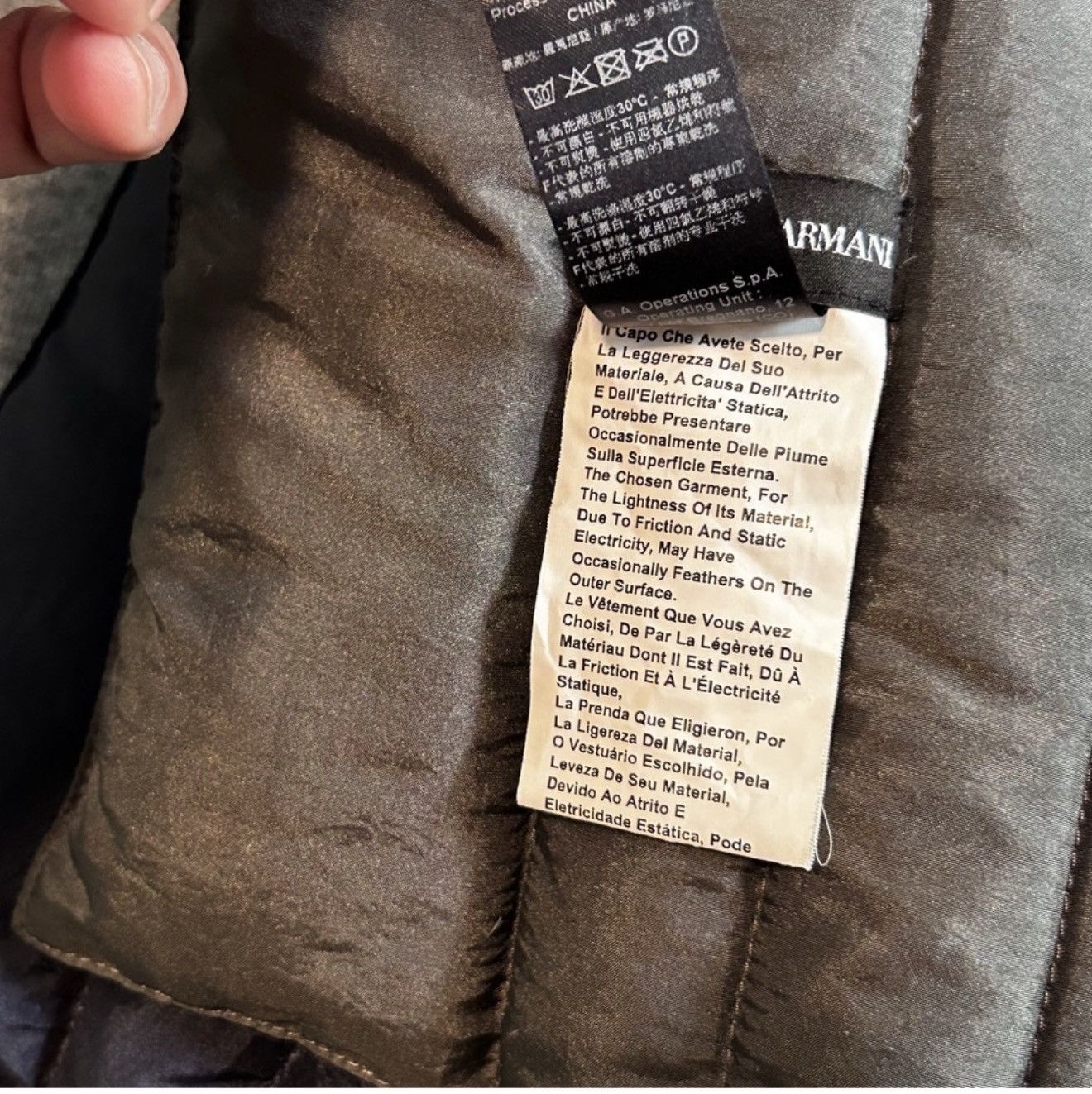 Emporio Armani Emporio Armani Reversible Down Scarf Minimal Tech Luxury Size ONE SIZE - 5 Thumbnail