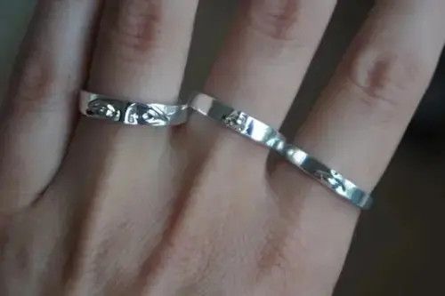 Jewelry Face Finger Rings Silver Face Anatomy Human Head Jewelry Art Size ONE SIZE - 2 Thumbnail