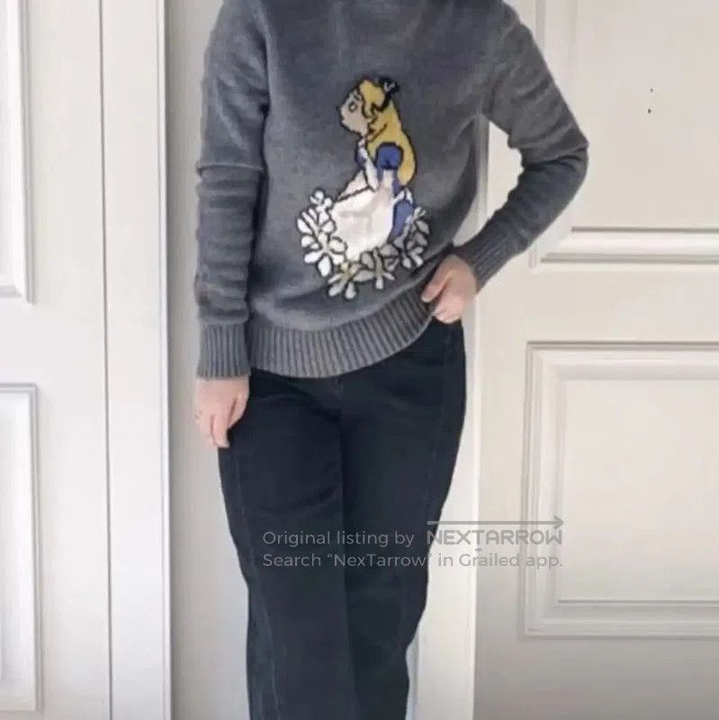Miu Miu Miu Miu Gray Cotton Pullover Sweater with Alice Print . Size M / US 6-8 / IT 42-44 - 9 Thumbnail
