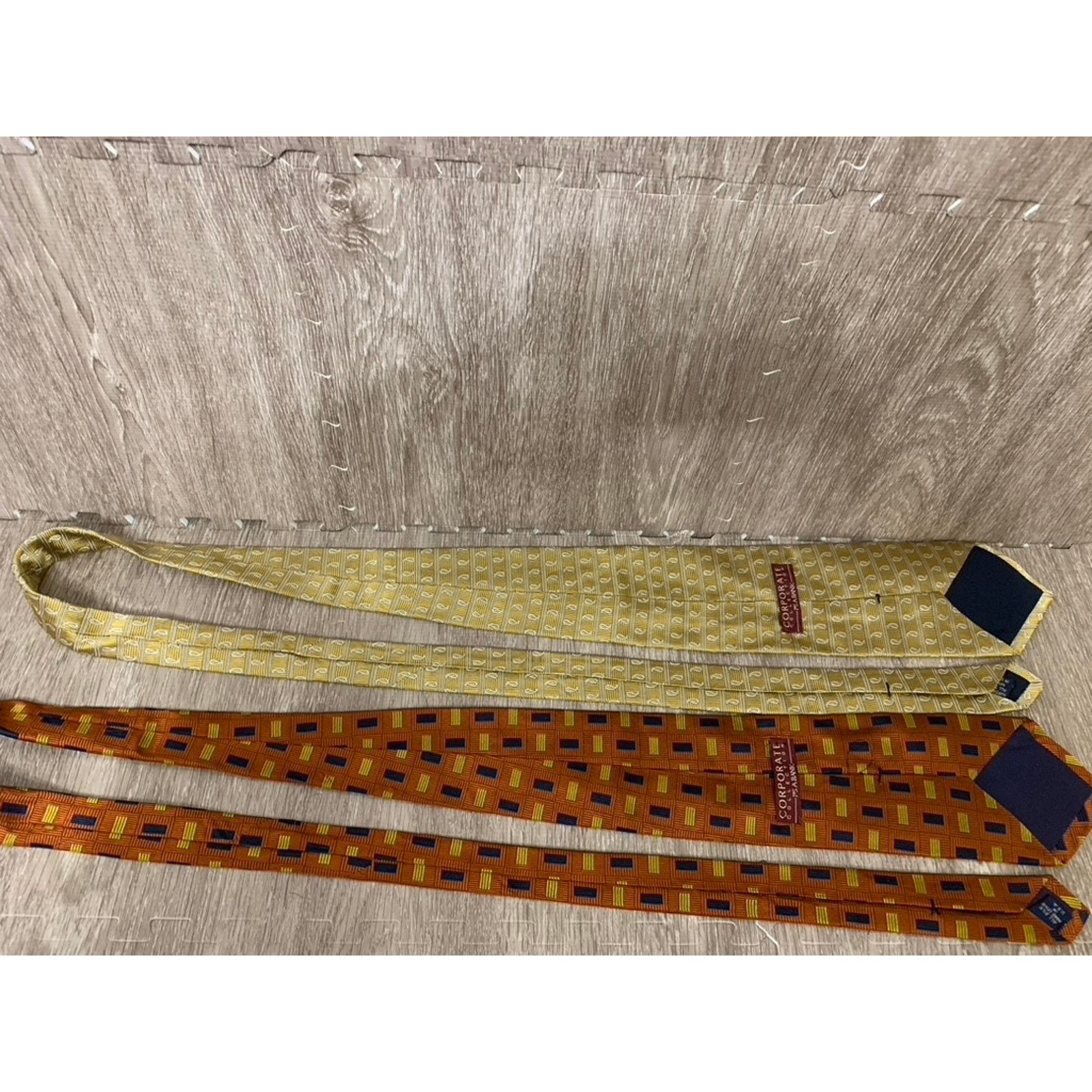 Jos. A. Bank Lot of 5 Jos A Bank Corporate Collection Silk Ties Geometric Size ONE SIZE - 9 Thumbnail
